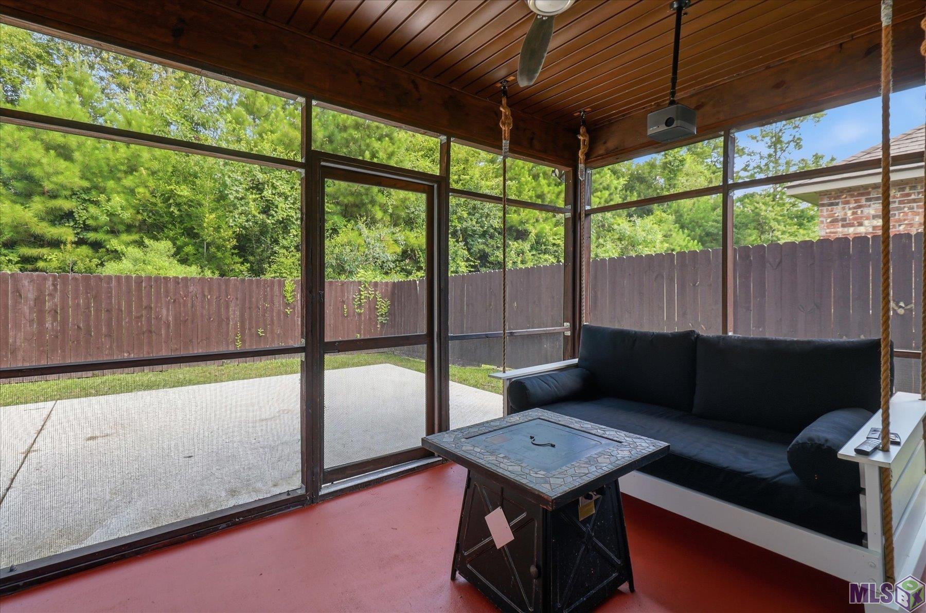 40133 CYPRESS VIEW Road, Ponchatoula, LA 70454