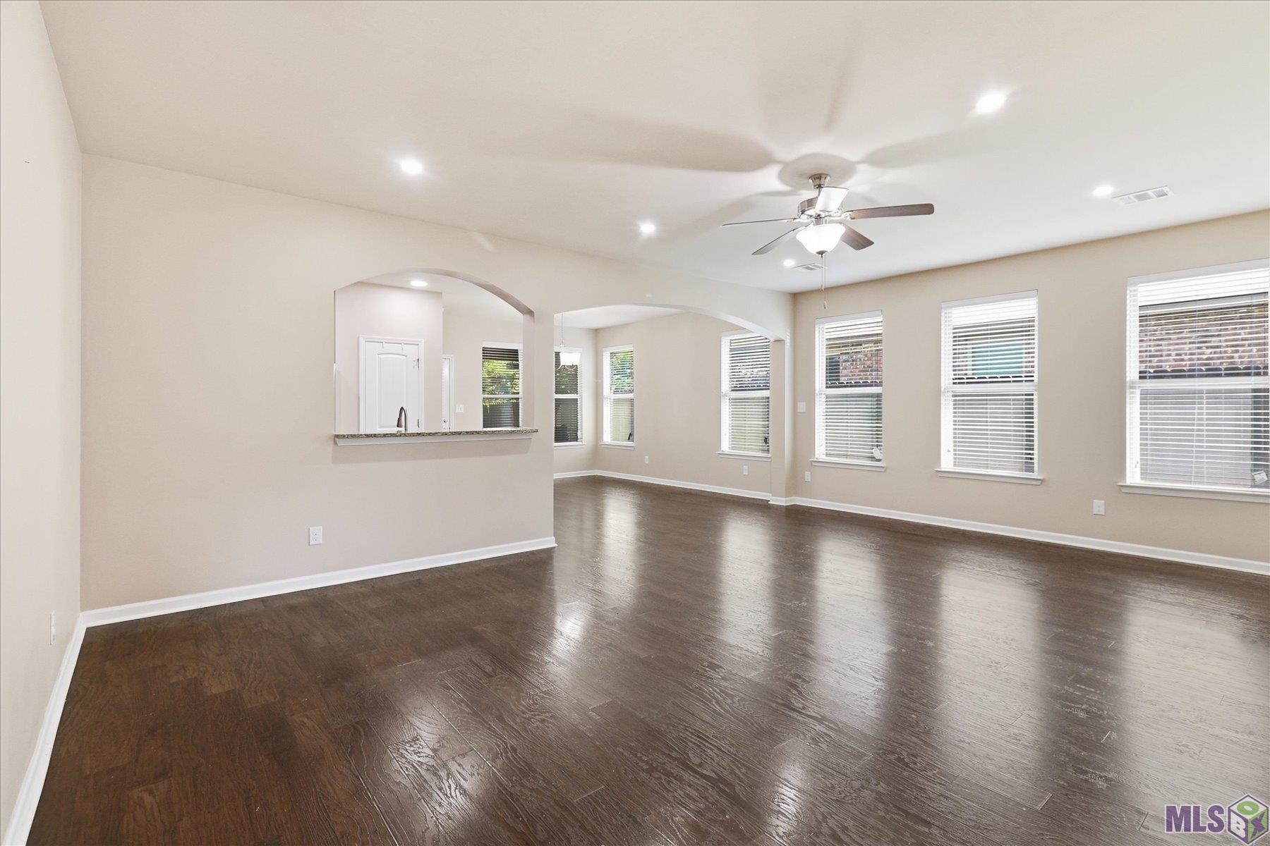 40133 CYPRESS VIEW Road, Ponchatoula, LA 70454