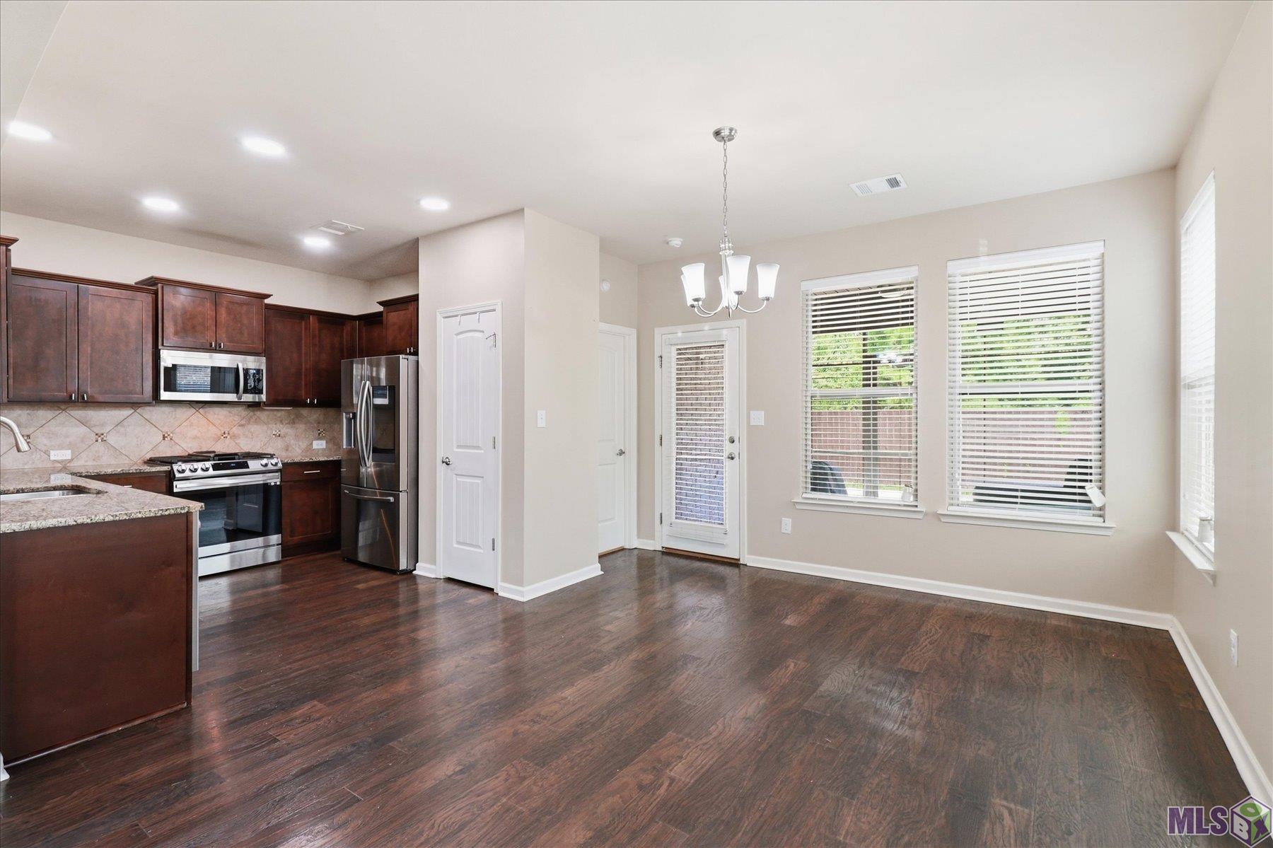 40133 CYPRESS VIEW Road, Ponchatoula, LA 70454