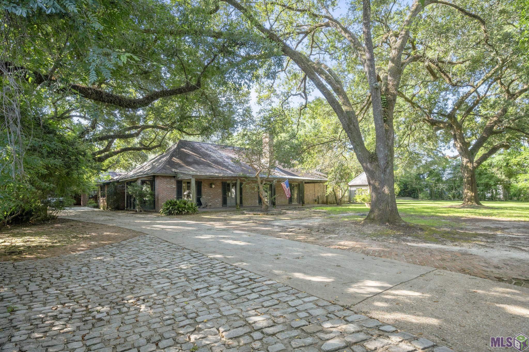 1544 STANFORD AVE, Baton Rouge, LA 70808