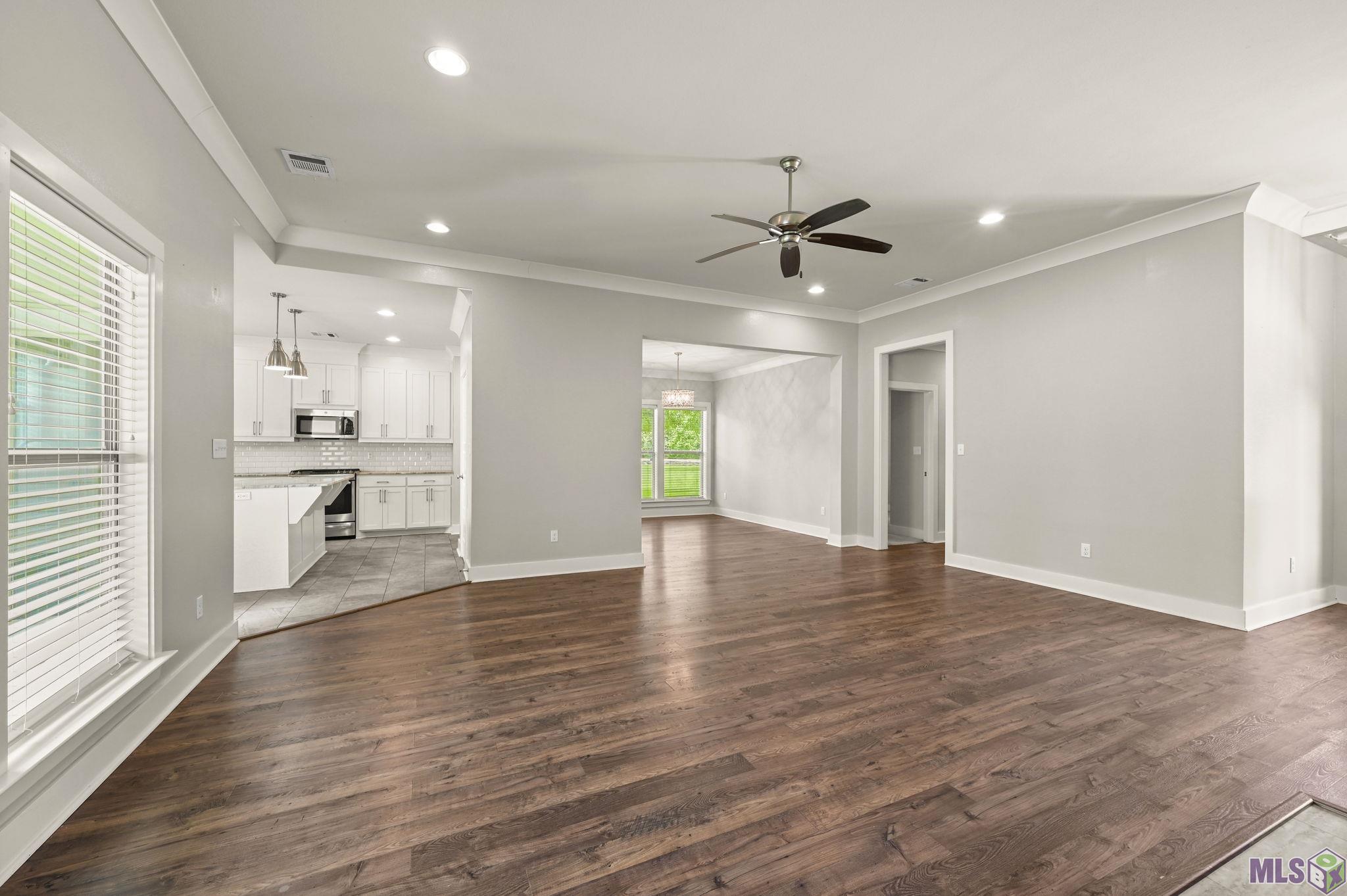 35950 CANE MARKET RD, Denham Springs, LA 70706