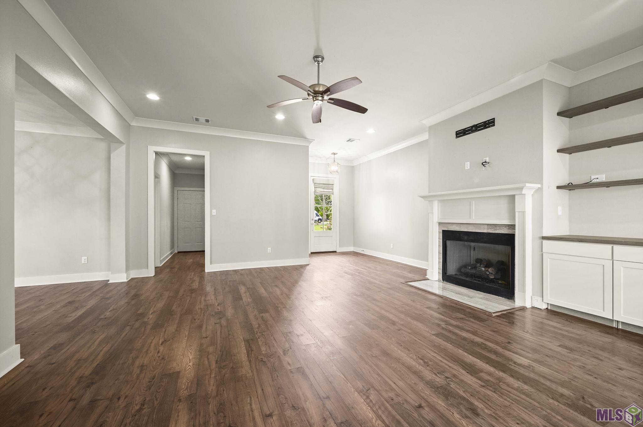35950 CANE MARKET RD, Denham Springs, LA 70706