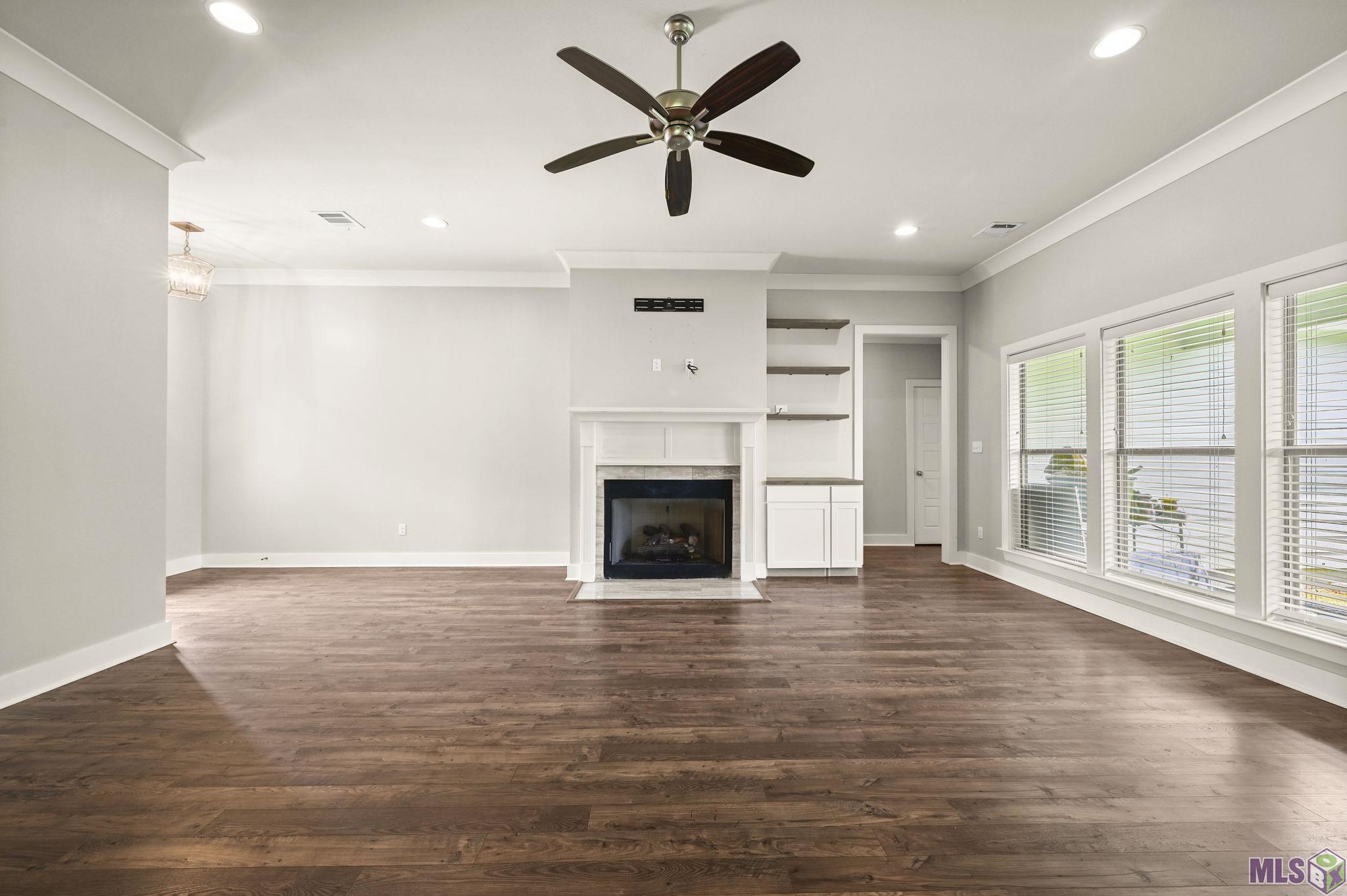 35950 CANE MARKET RD, Denham Springs, LA 70706