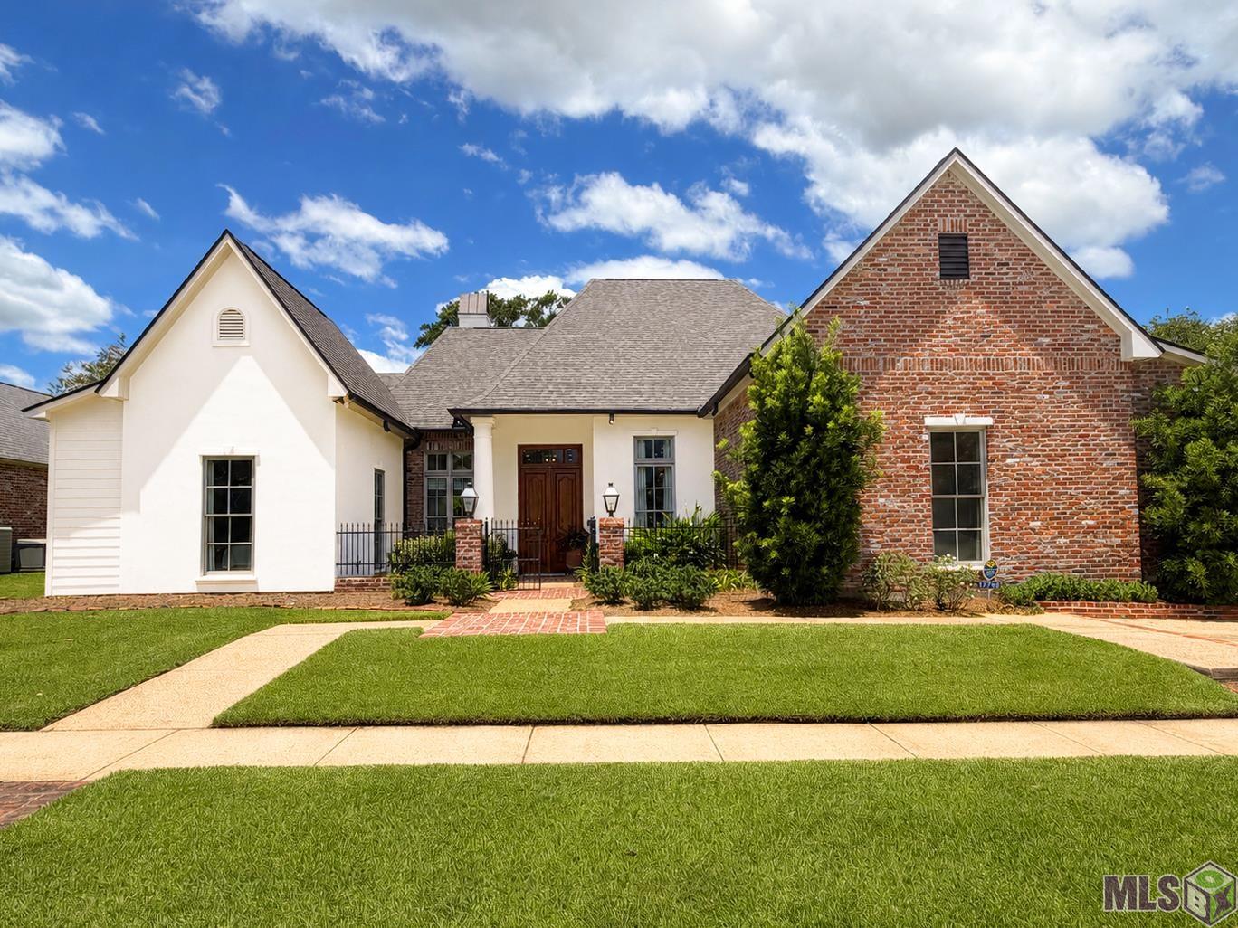 17744 PECAN SHADOWS DR, Saint George, LA 70810