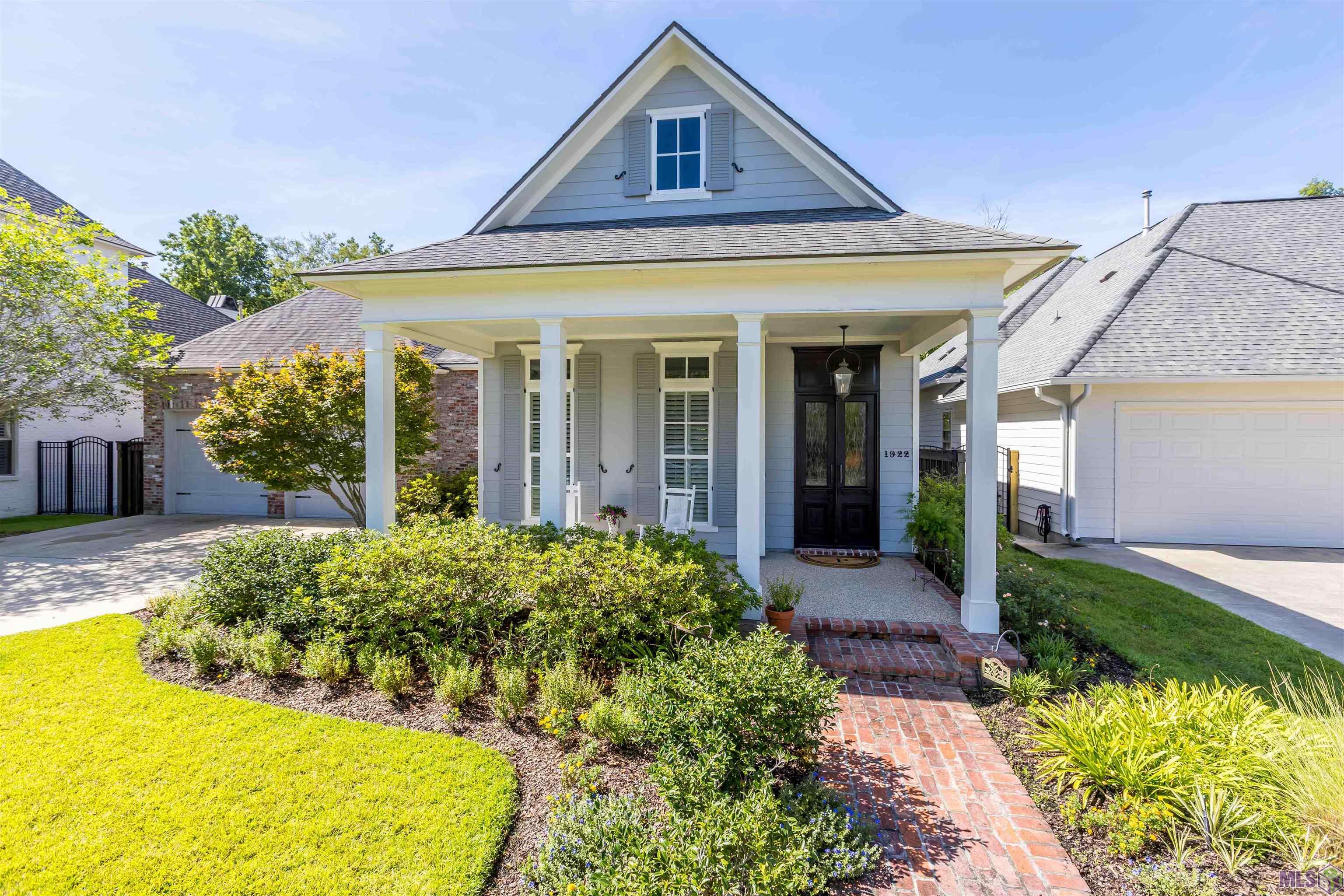 1922 SUGAR CANE LN, Baton Rouge, LA 70810