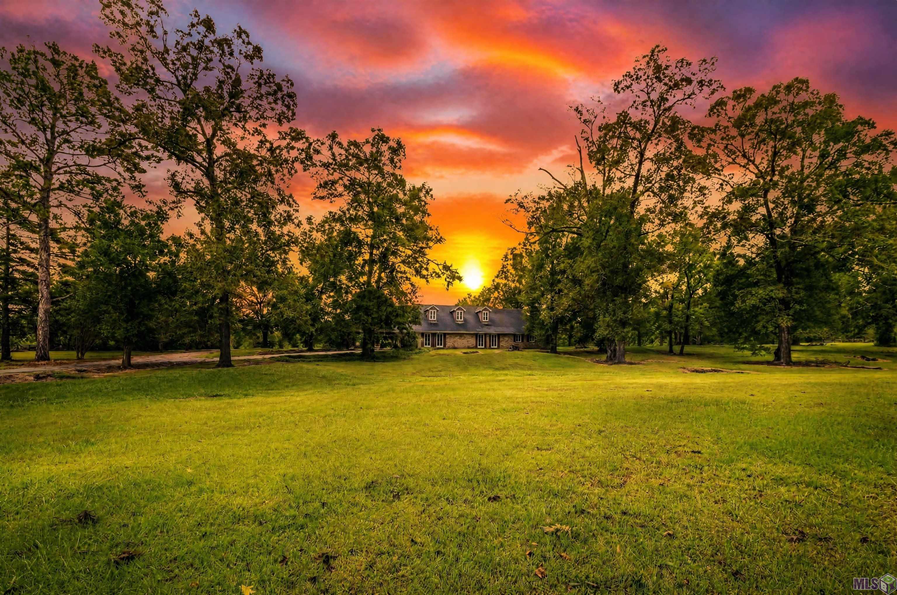 13100 TRIPLE B RD, Greenwell Springs, LA 70739
