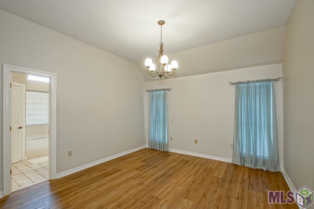 9141 GARY DR, Denham Springs, LA 70726
