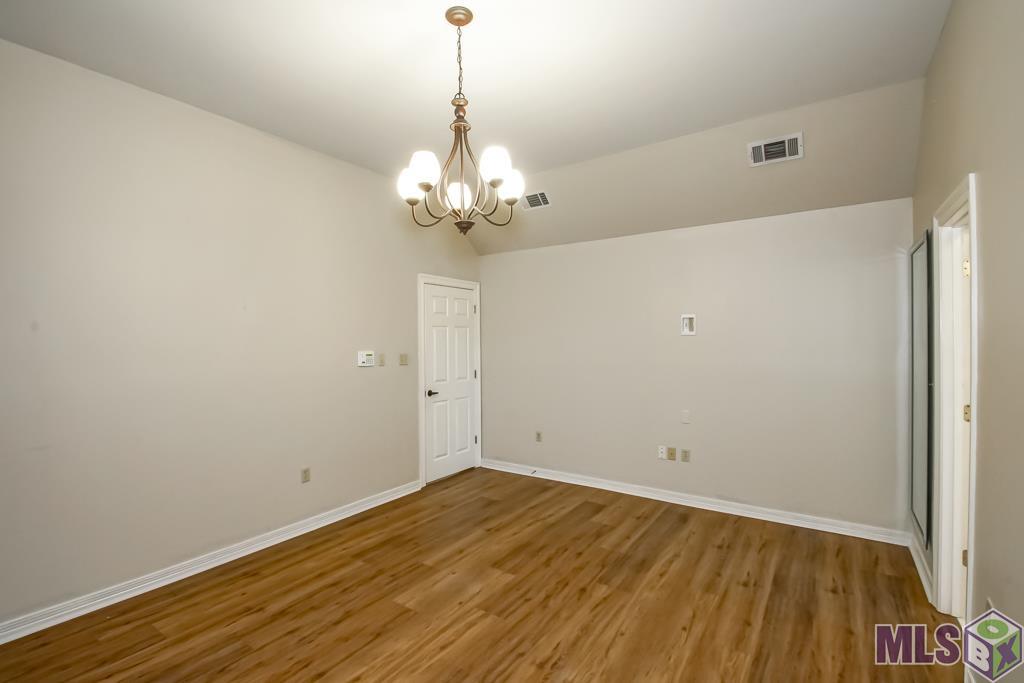 9141 GARY DR, Denham Springs, LA 70726