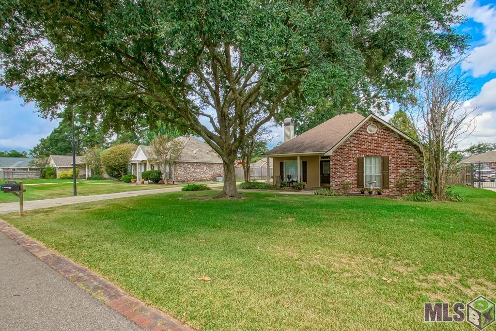 9141 GARY DR, Denham Springs, LA 70726