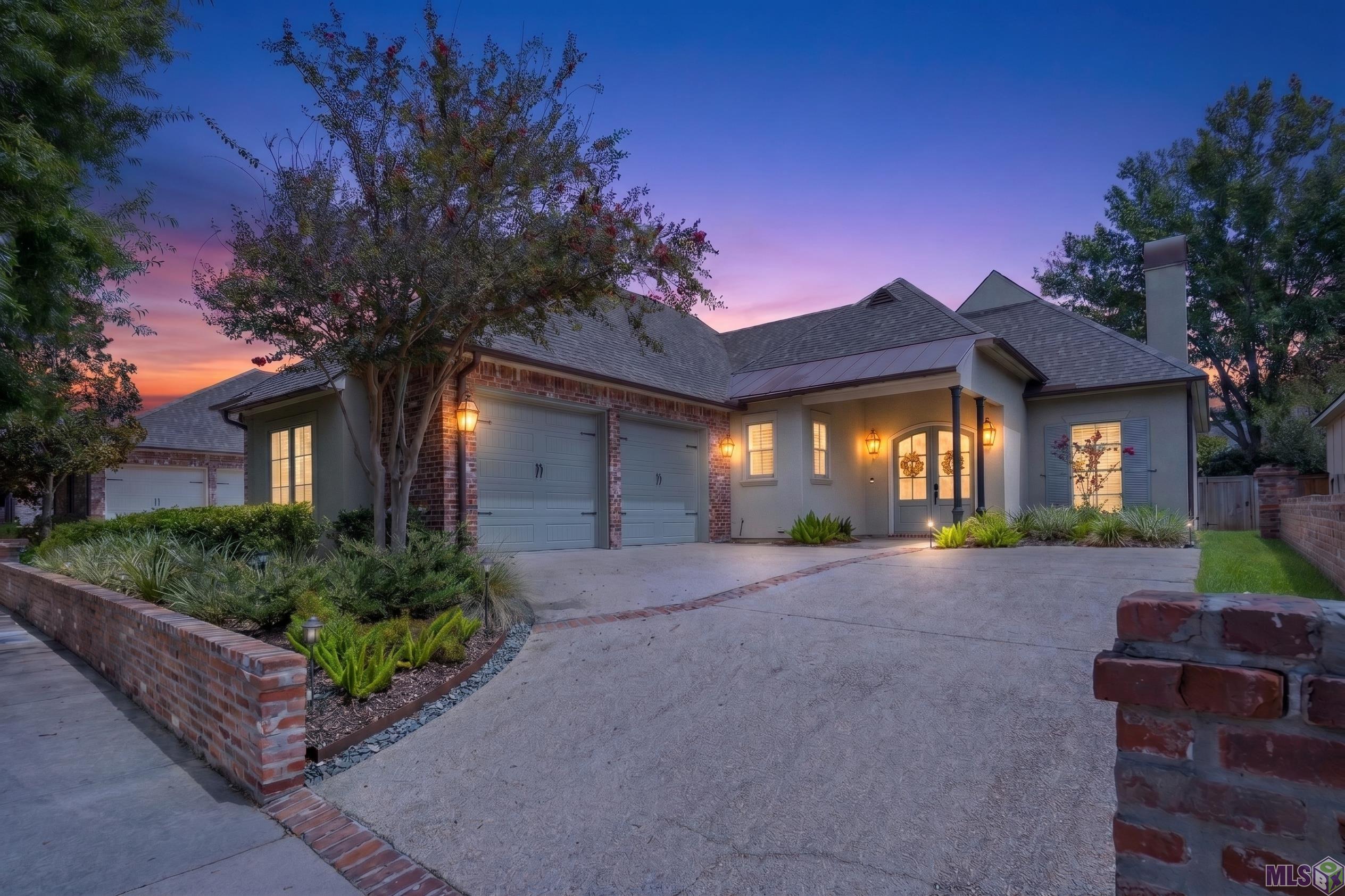 7949 SETTLERS CIR, Baton Rouge, LA 70810