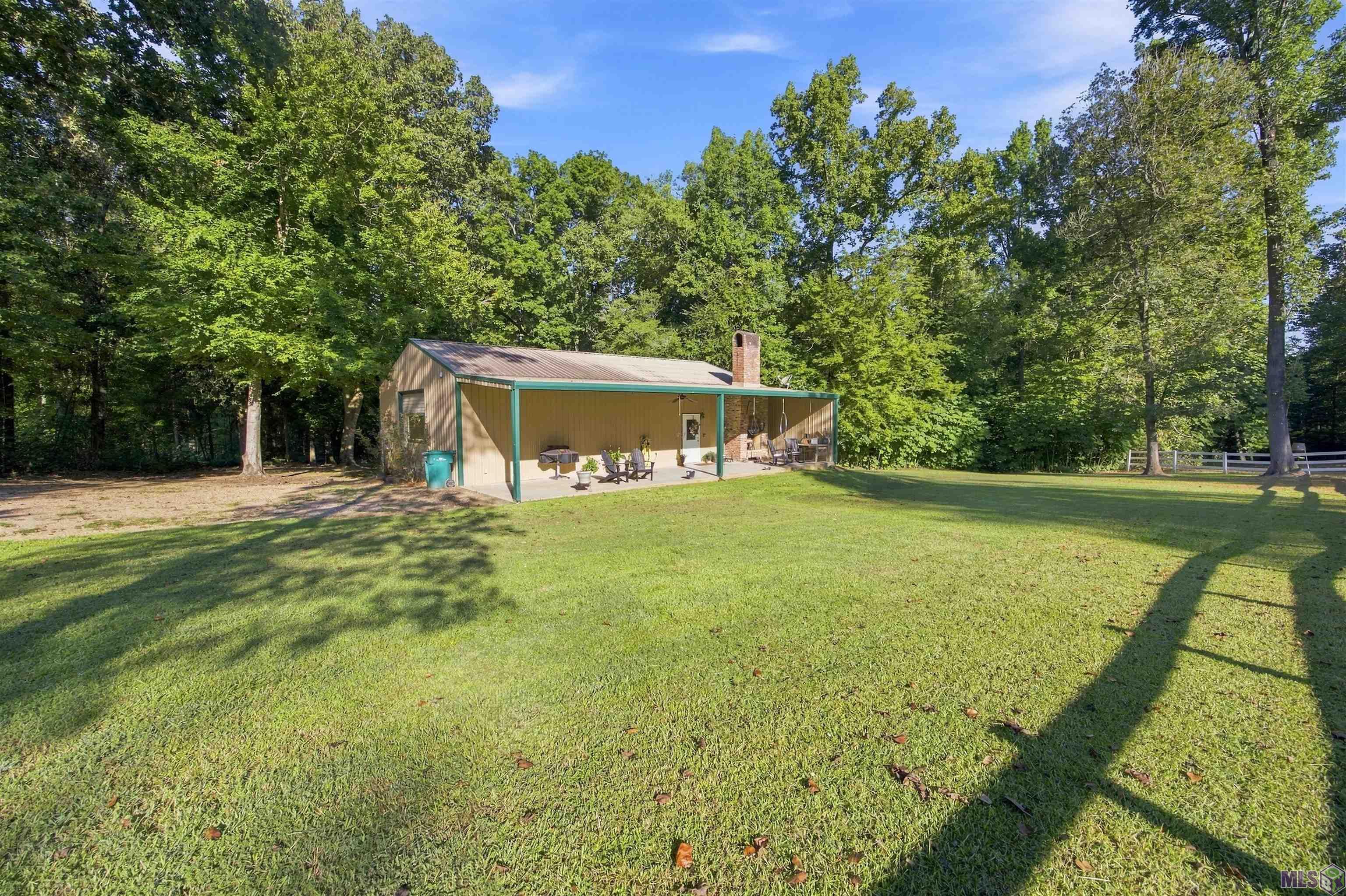 13645 HWY 10, St. Francisville, LA 70775