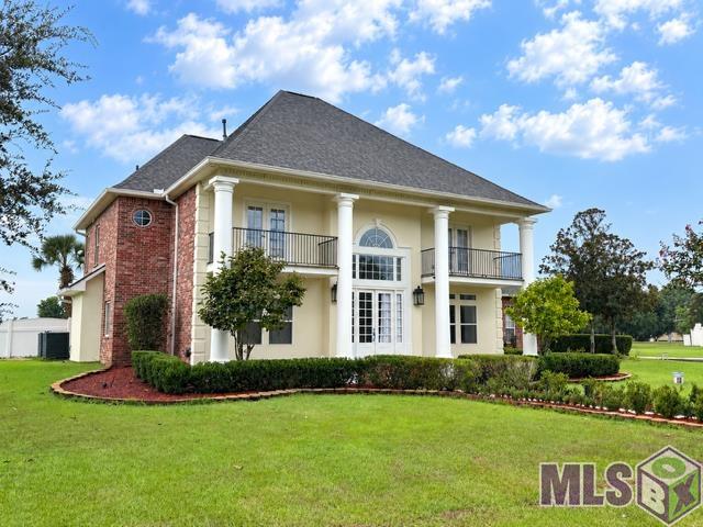 7129 PELICAN CROSSING DR, Gonzales, LA 70737