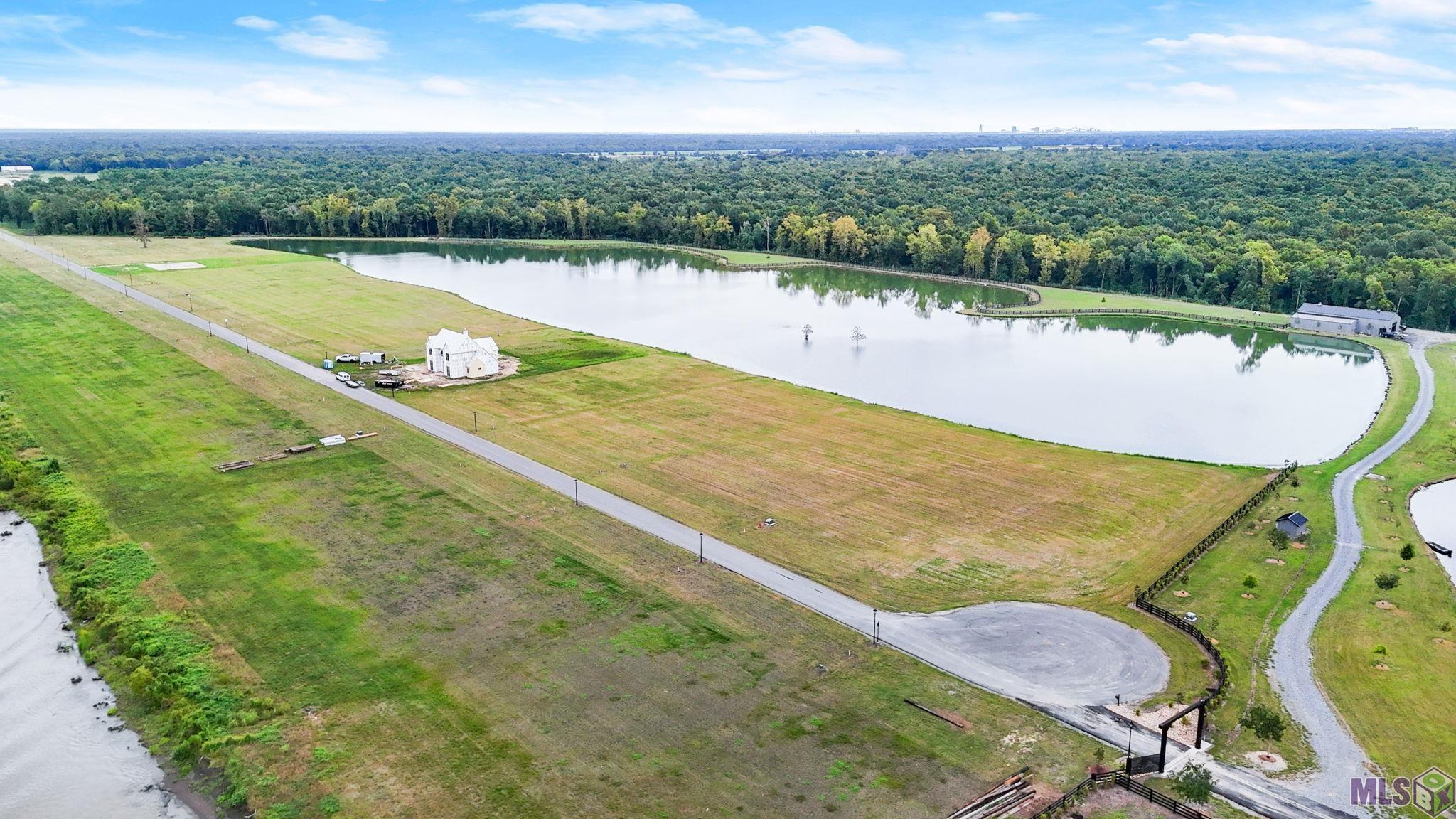 6036 MILL TOWN RD, Brusly, LA 70719