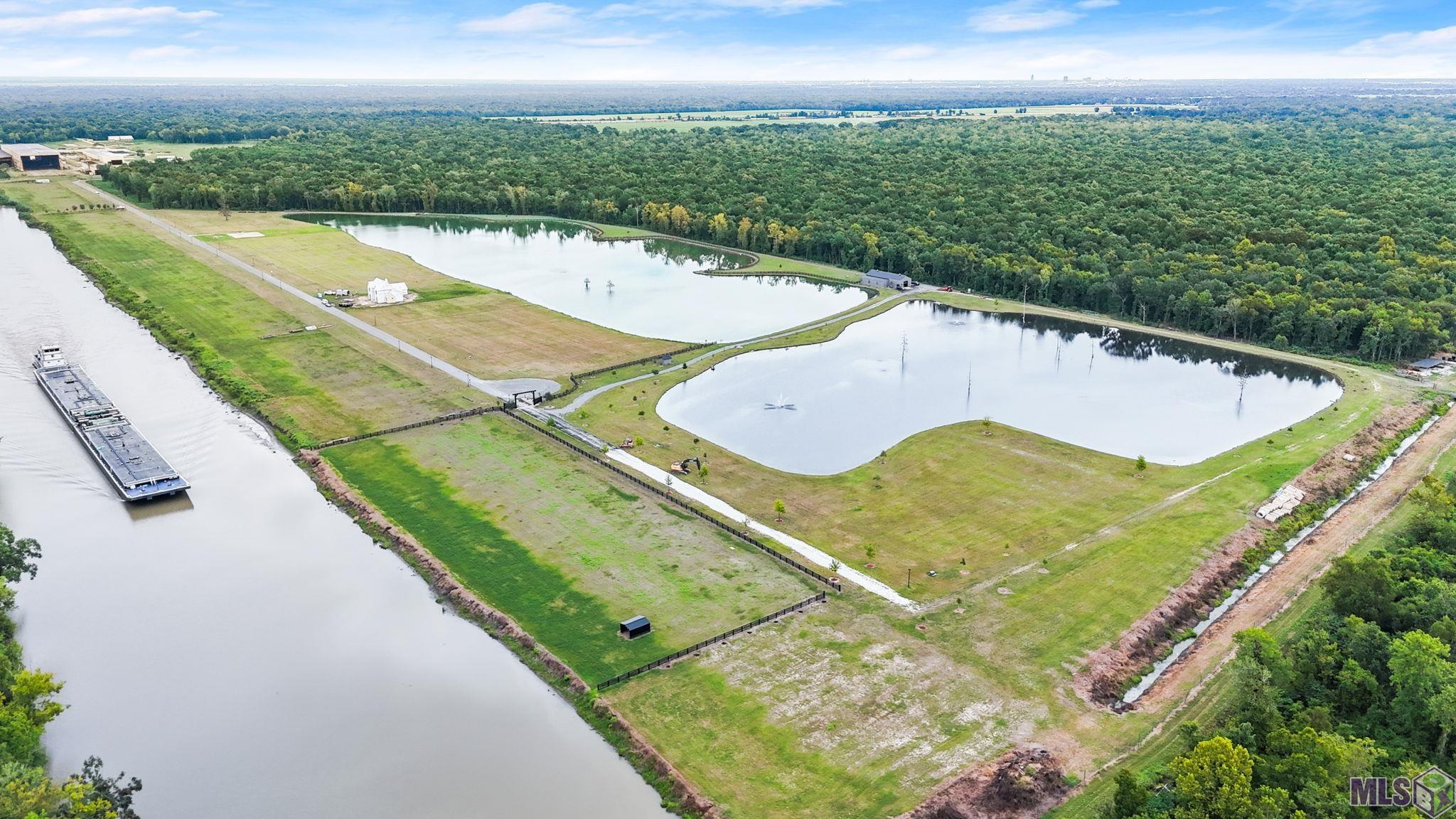 6036 MILL TOWN RD, Brusly, LA 70719