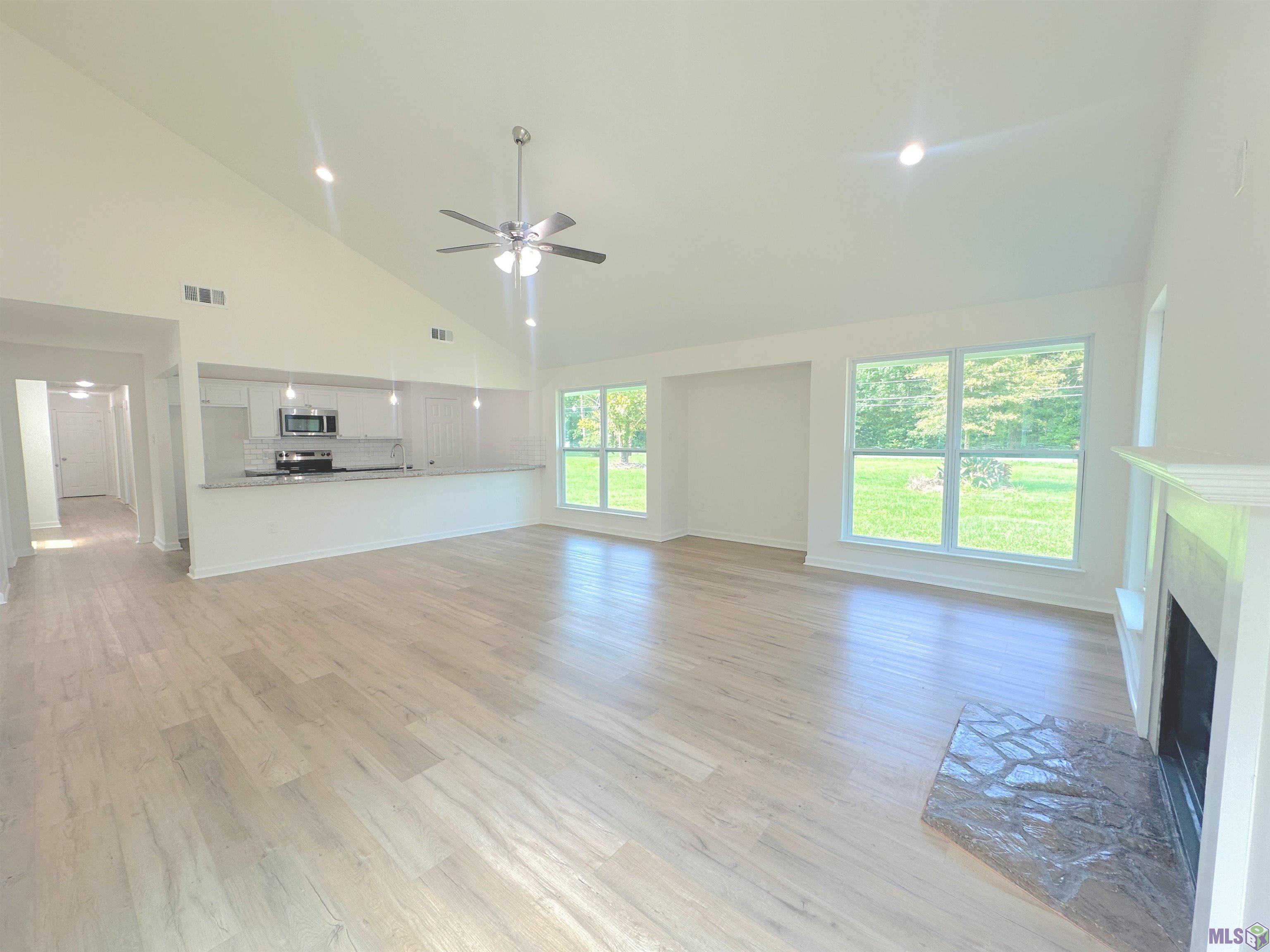 17126 E LITTLE ITALY RD, Hammond, LA 70403