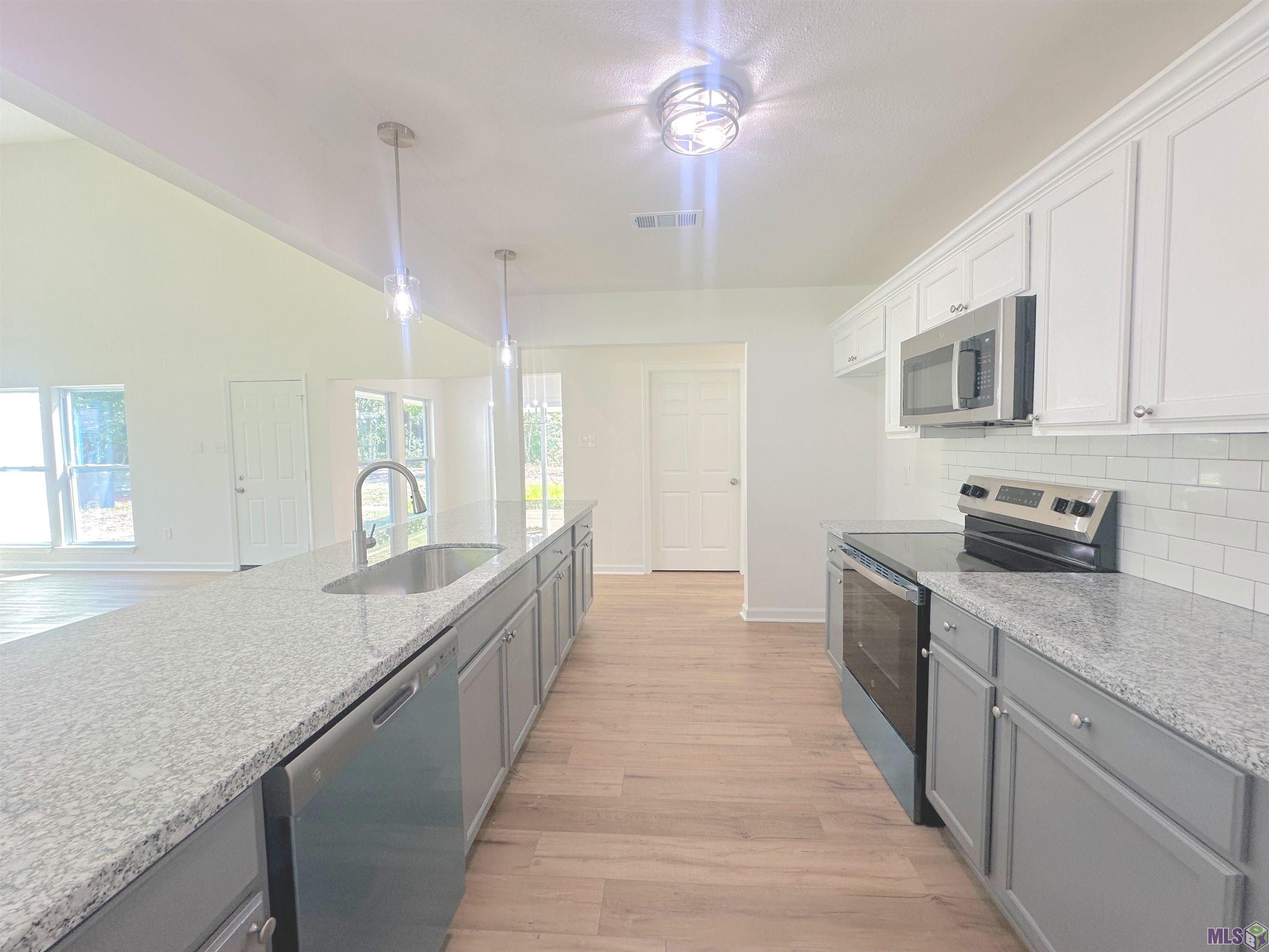 17126 E LITTLE ITALY RD, Hammond, LA 70403
