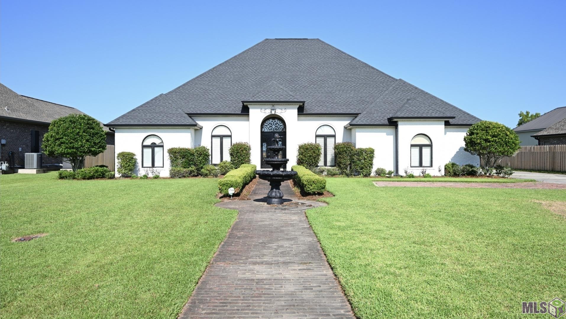 215 Olivia Drive, Thibodaux, LA 70301