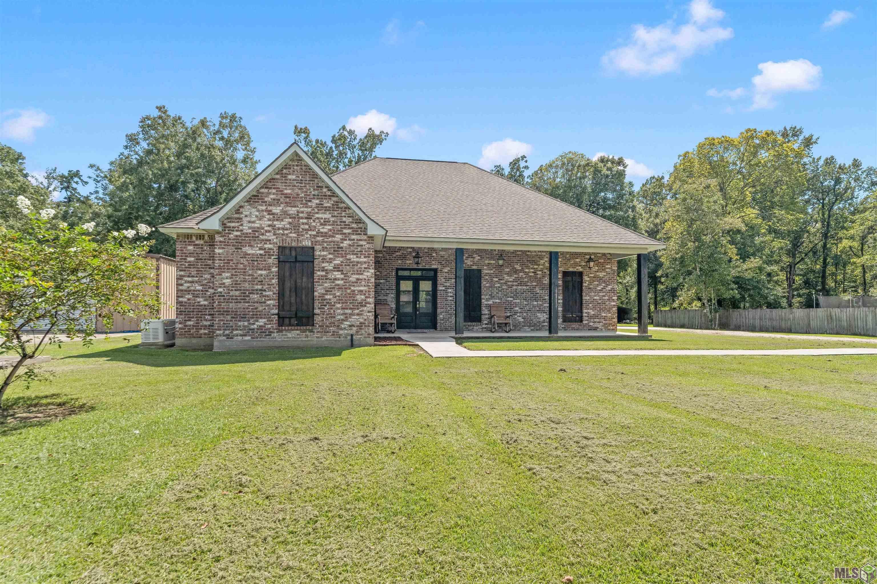 9508 W BLOUNT RD, Denham Springs, LA 70706