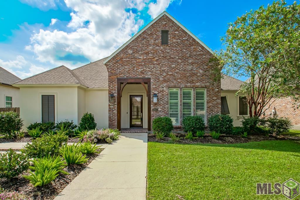13575 KINGS COURT AVE, Baton Rouge, LA 70810