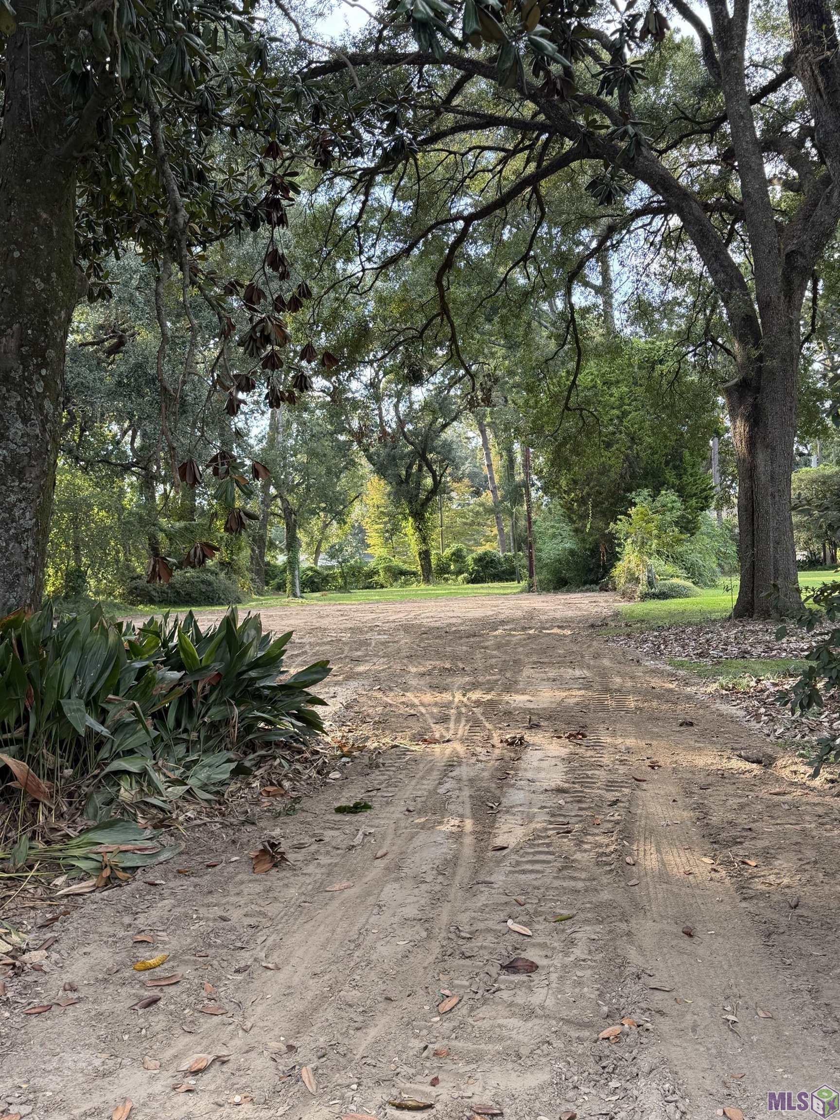 657 SUNSET BLVD, Baton Rouge, LA 70808