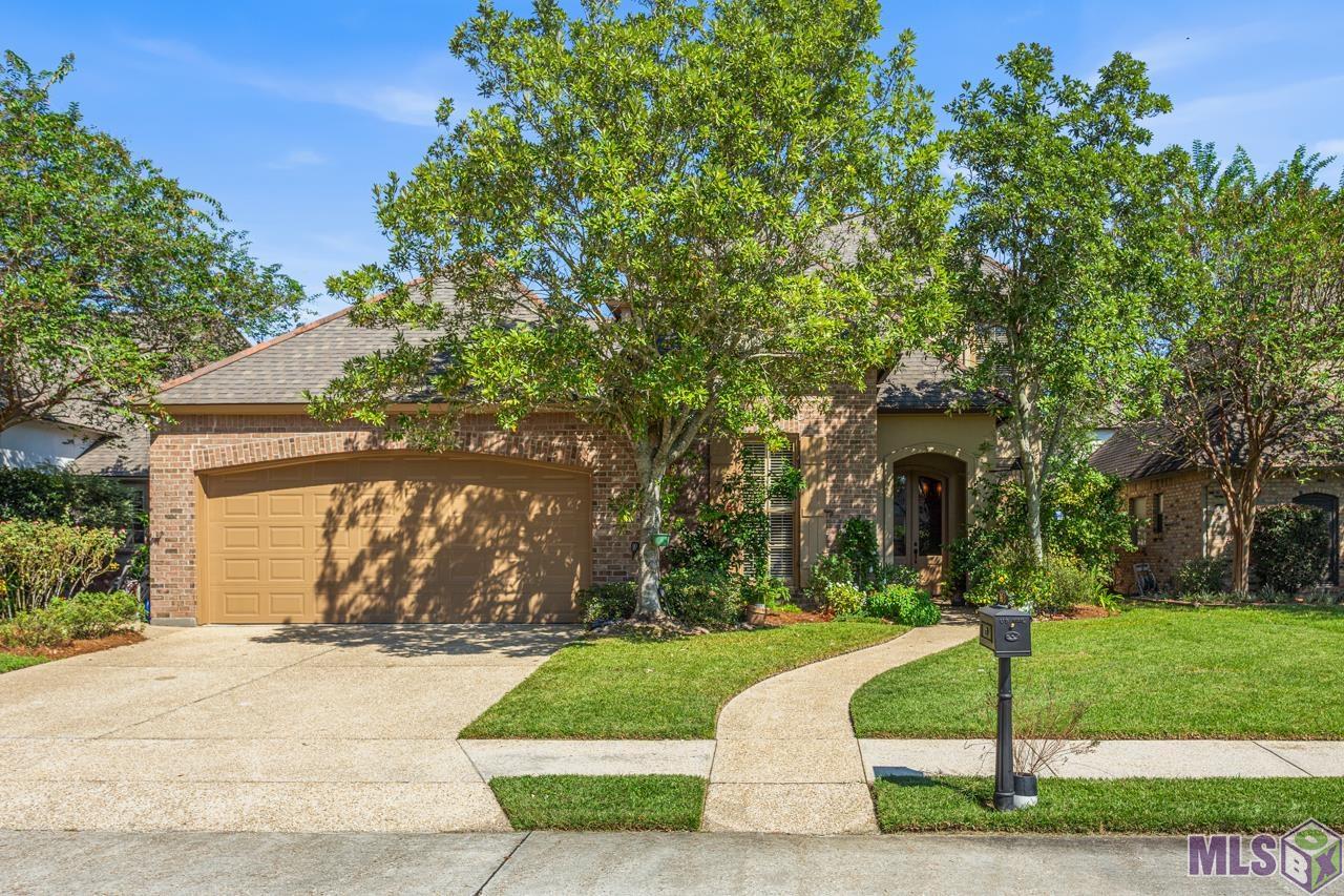9613 OCTAVIA AVE, Baton Rouge, LA 70809
