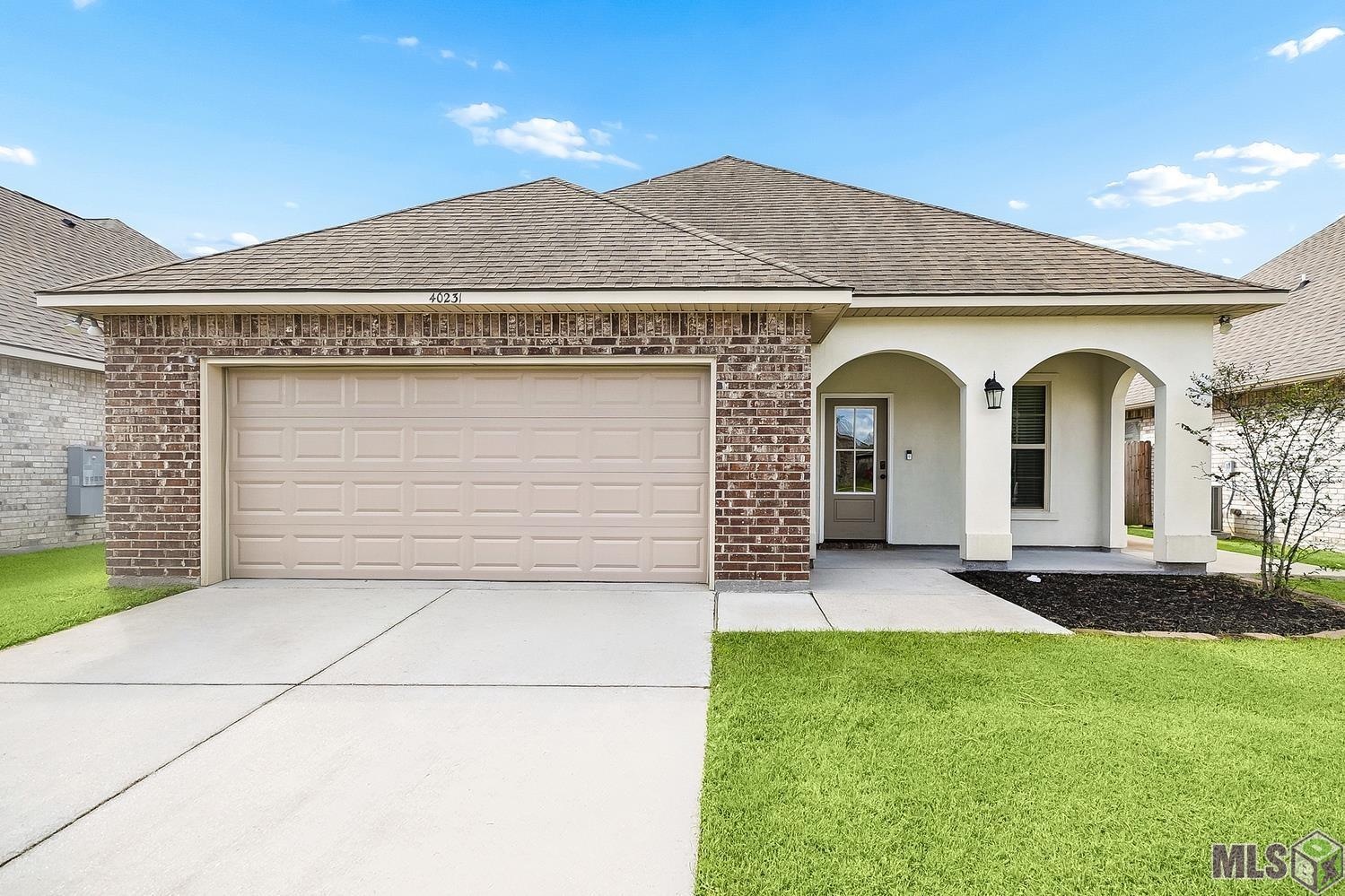 40231 MADDIE DR, Prairieville, LA 70769
