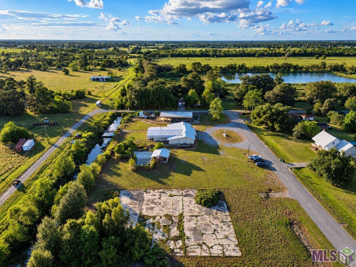 812 FORTY ARPENT RD, Raceland, LA 70344