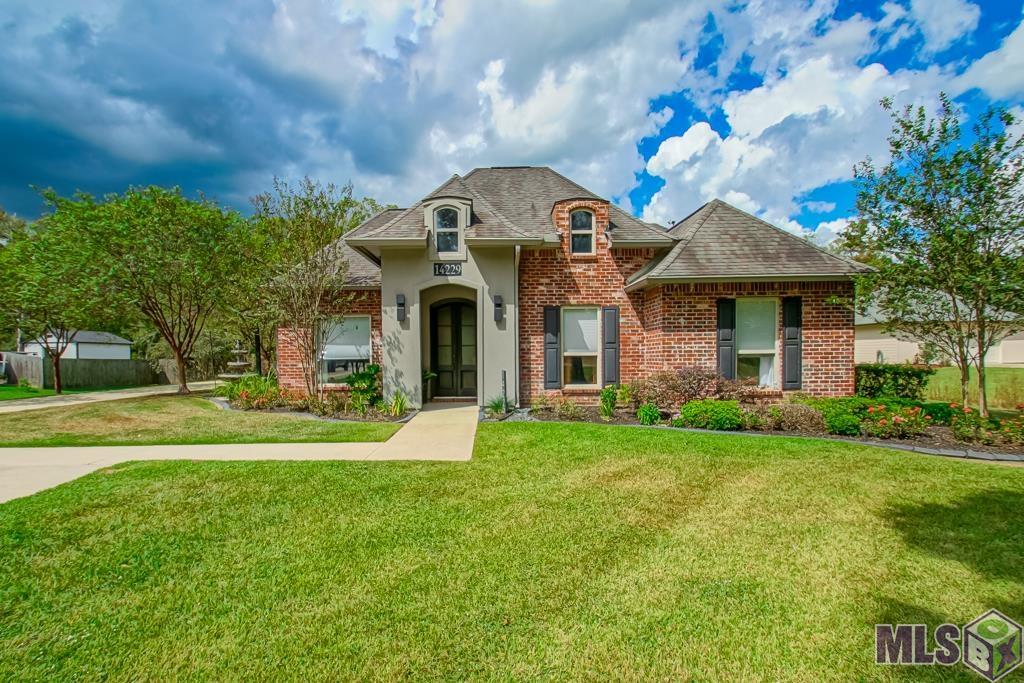 14229 BLUFF RD, Prairieville, LA 70769