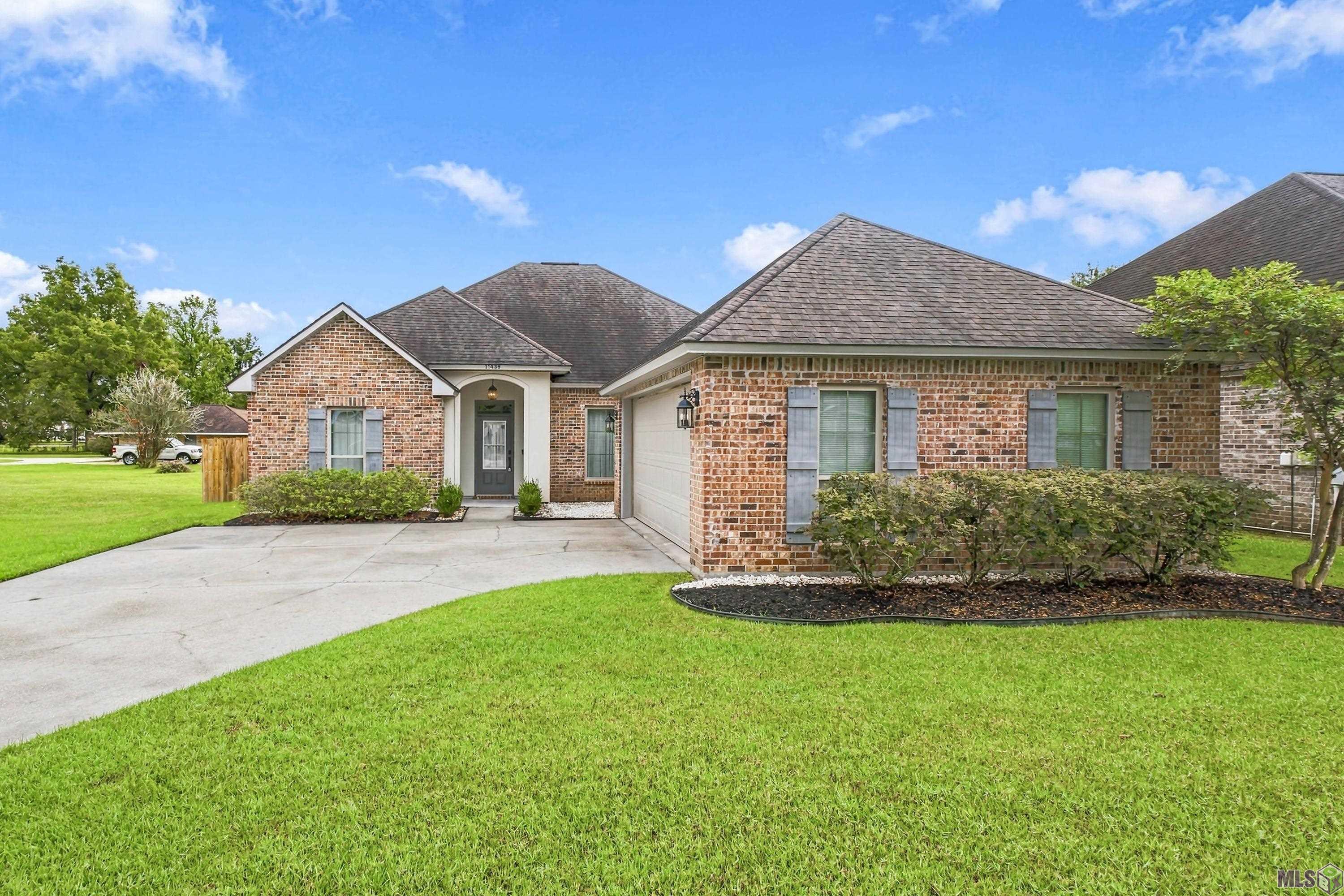 11438 OAK RUN DR, Geismar, LA 70734