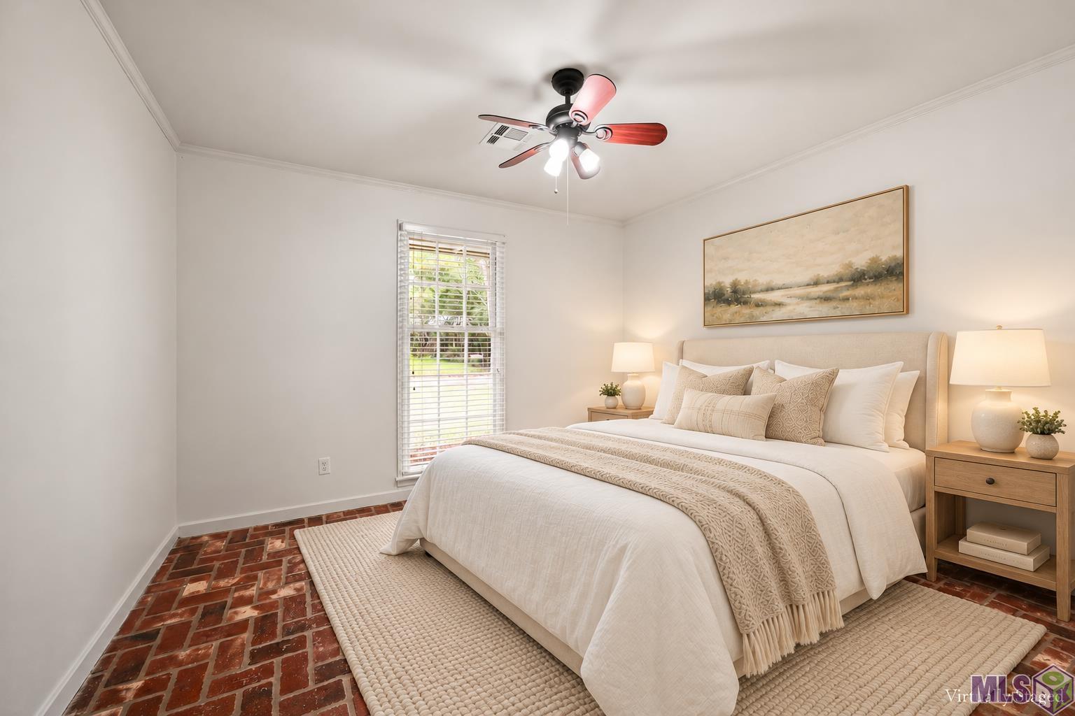 9136 S CONTOUR DR, Baton Rouge, LA 70809