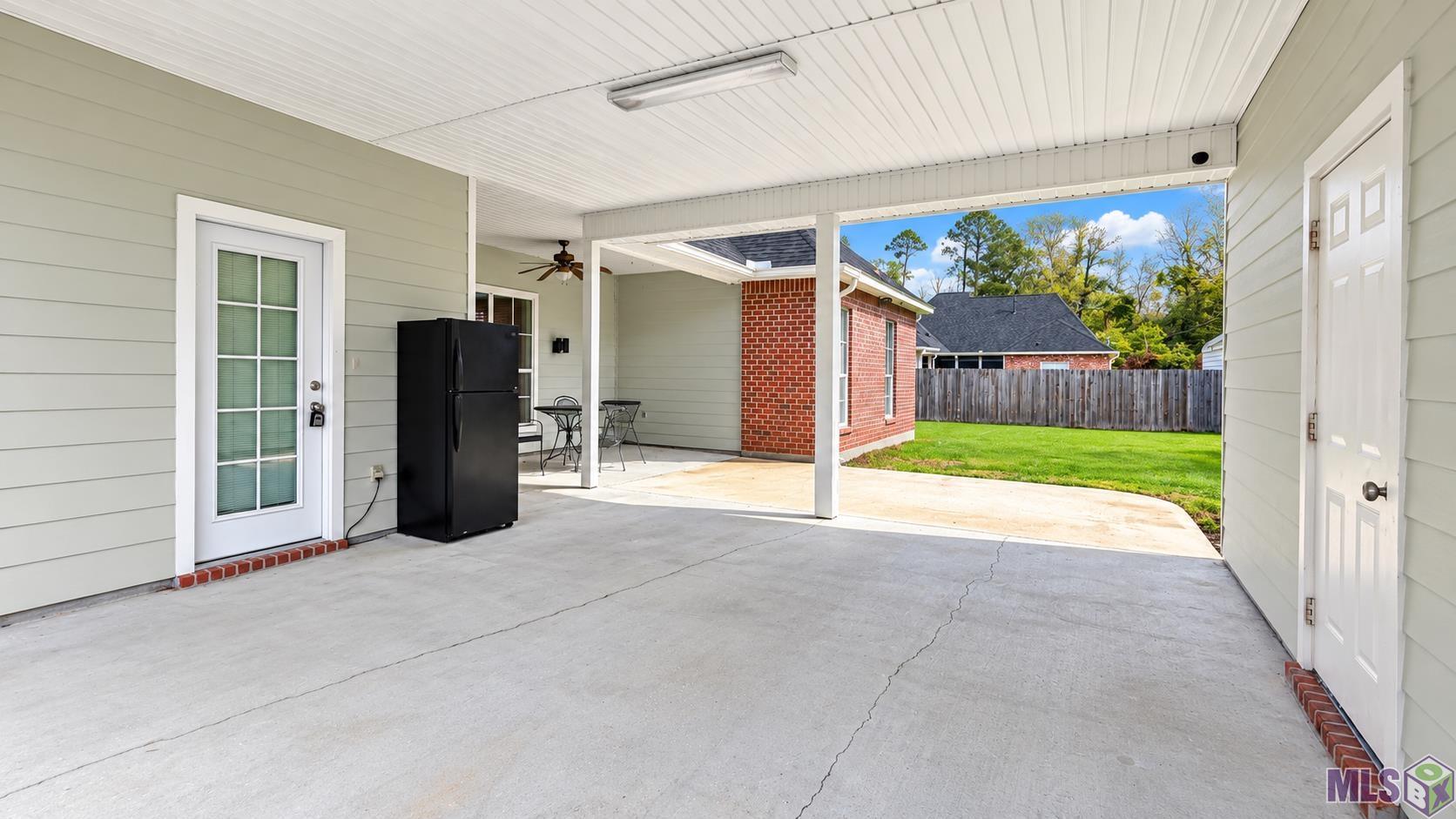 21458 DEWITT MAY RD, Livingston, LA 70754