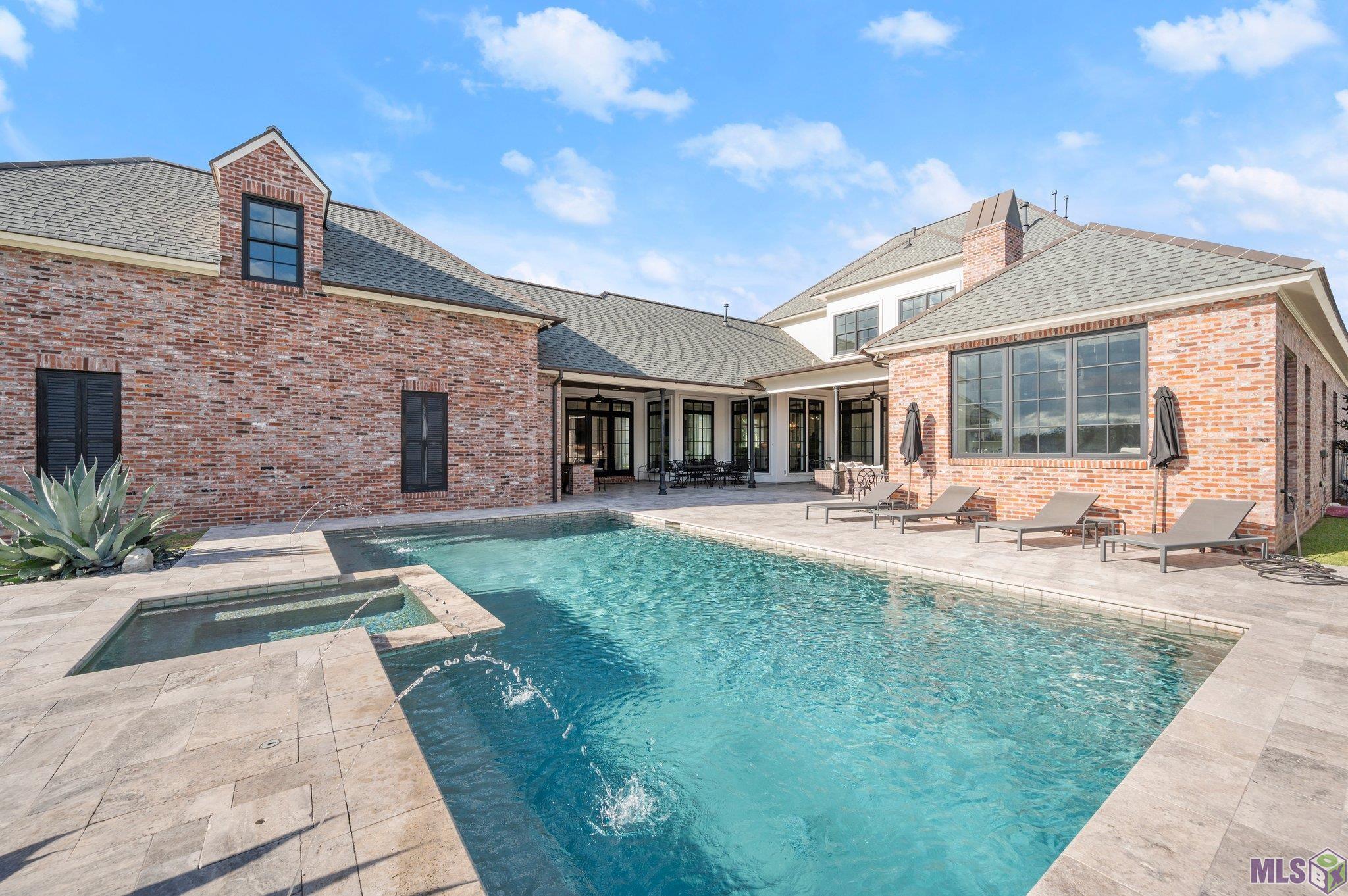 15344 Lake Crest View Dr, Baton Rouge, LA, 70810