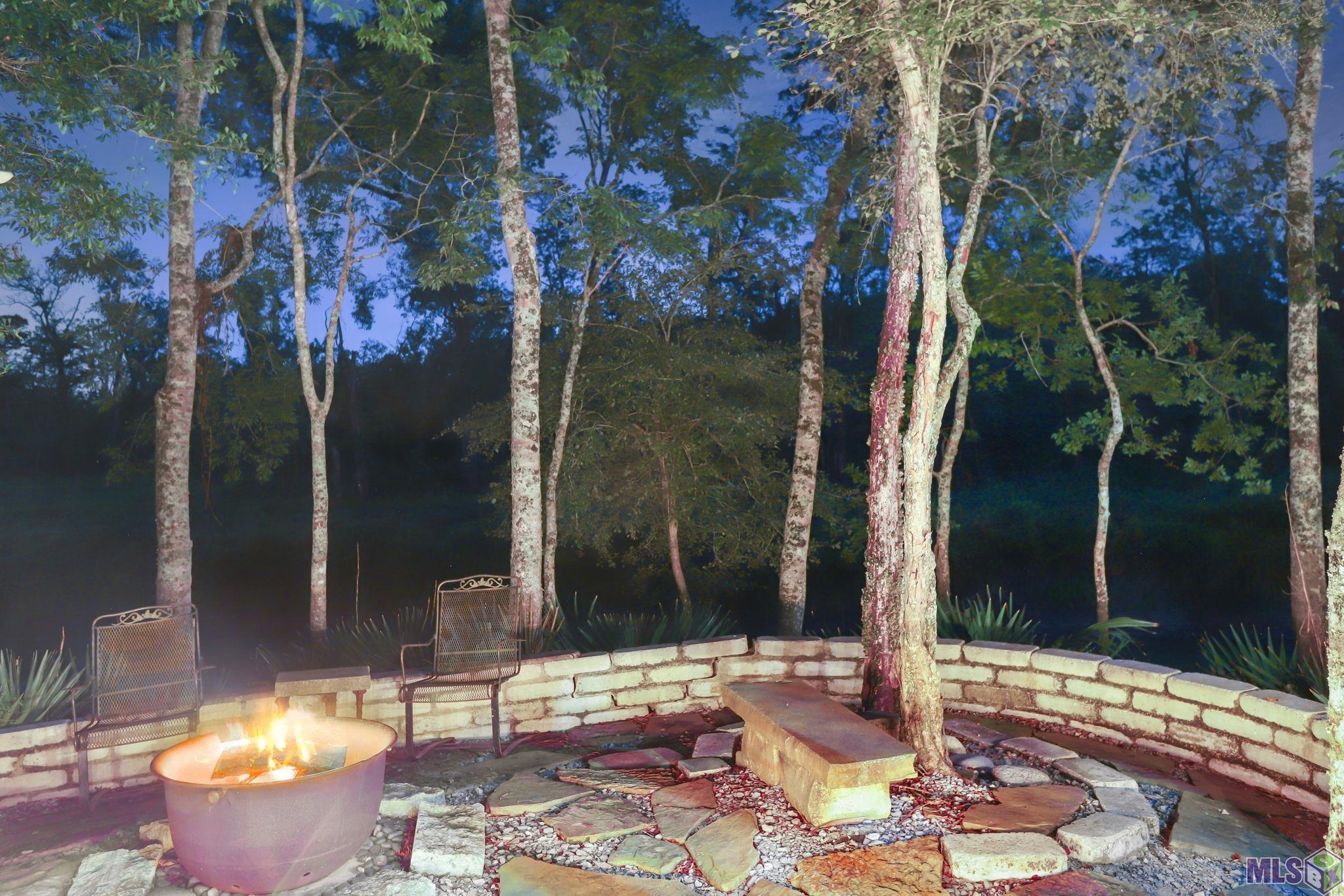 16056 Highland Bluff Ct, Baton Rouge, LA, 70810