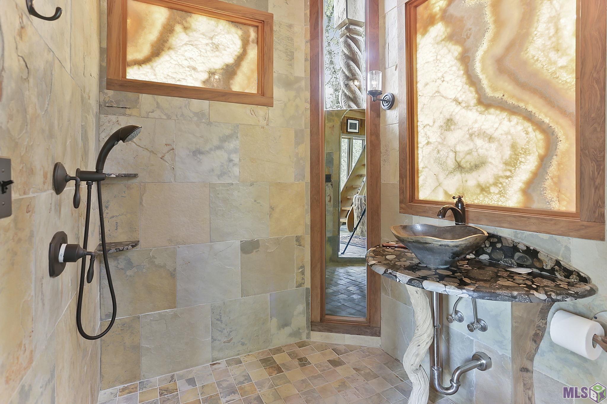 16056 Highland Bluff Ct, Baton Rouge, LA, 70810