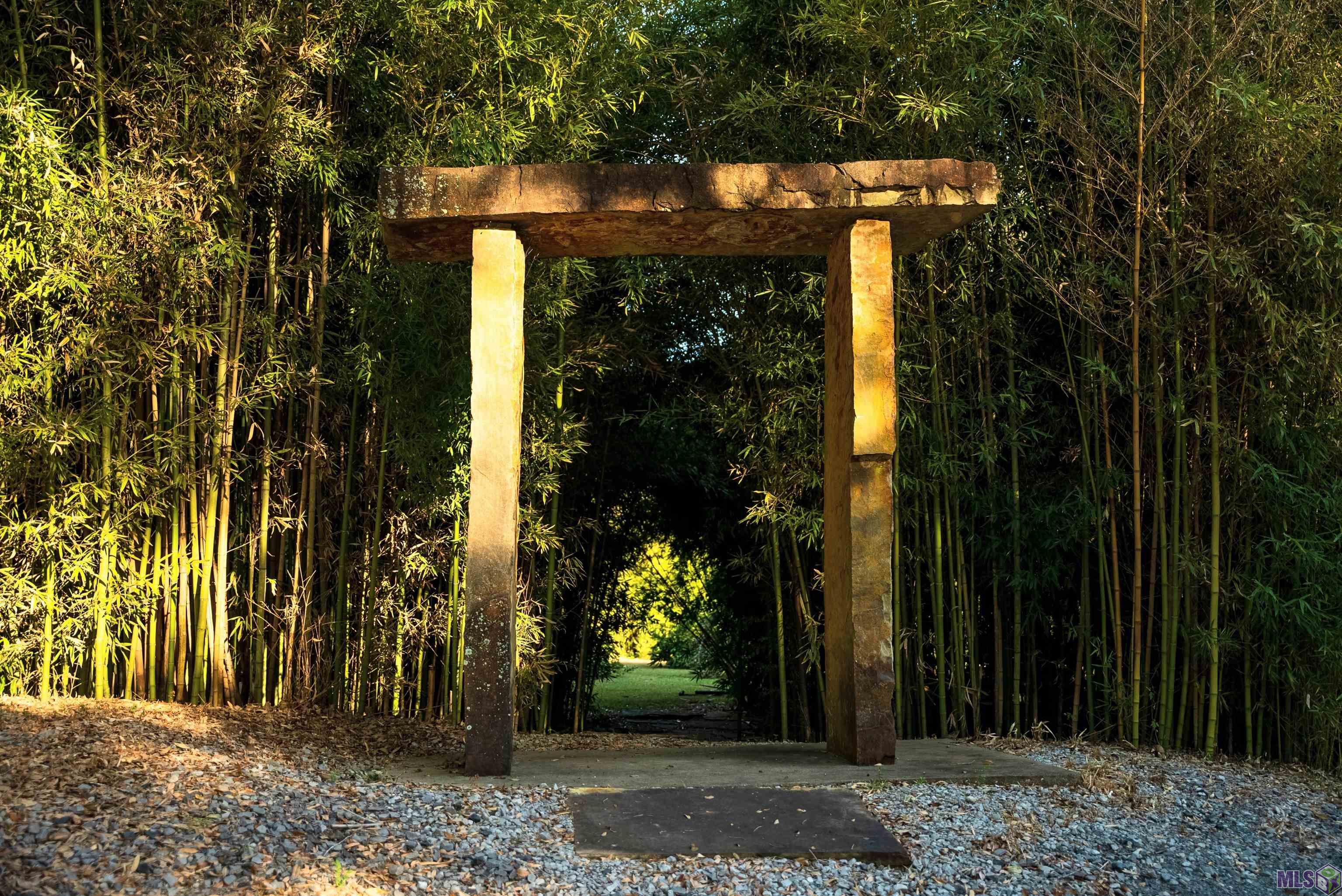 16056 Highland Bluff Ct, Baton Rouge, LA, 70810