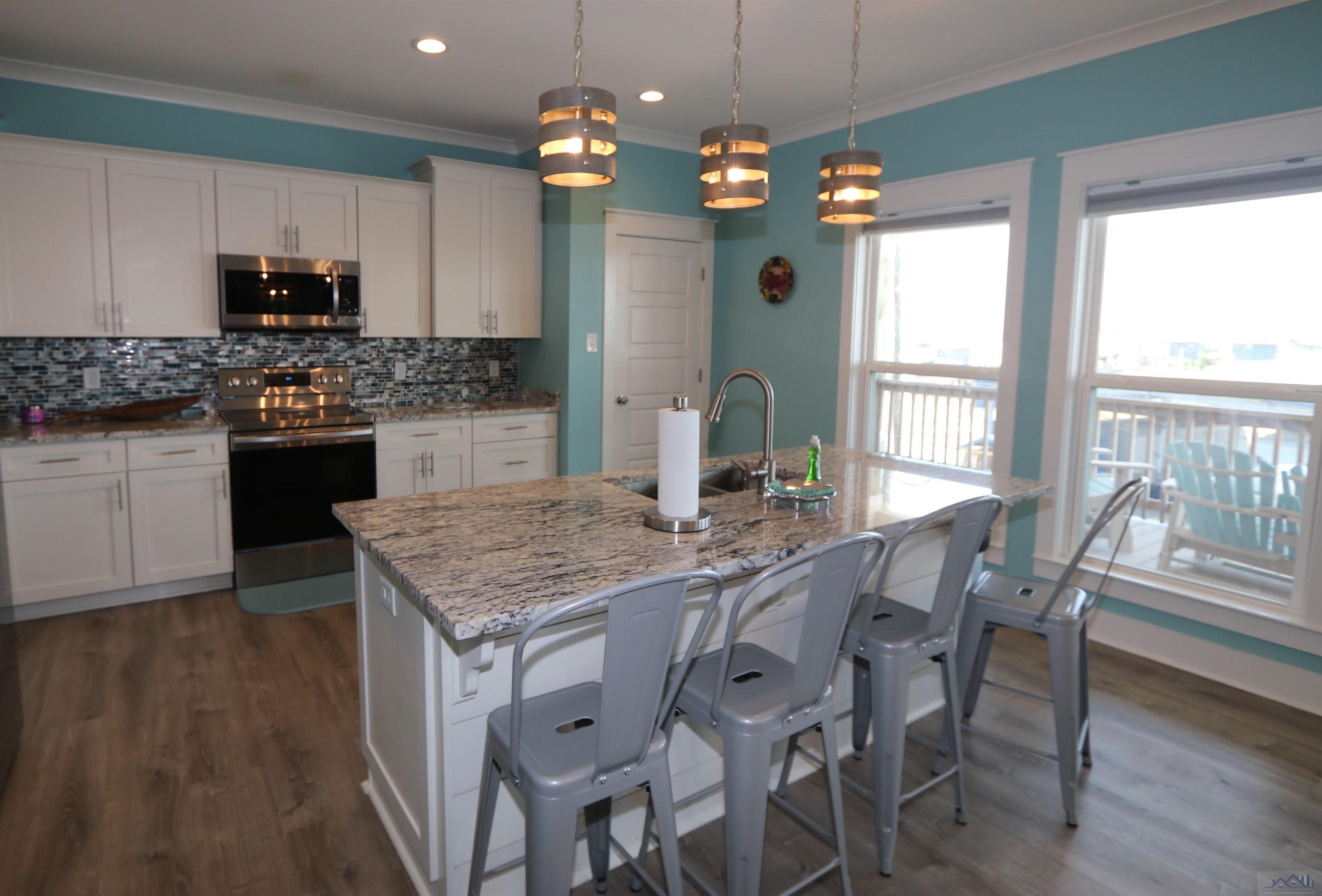 117 Boudreaux Ln, Grand Isle, LA, 70358