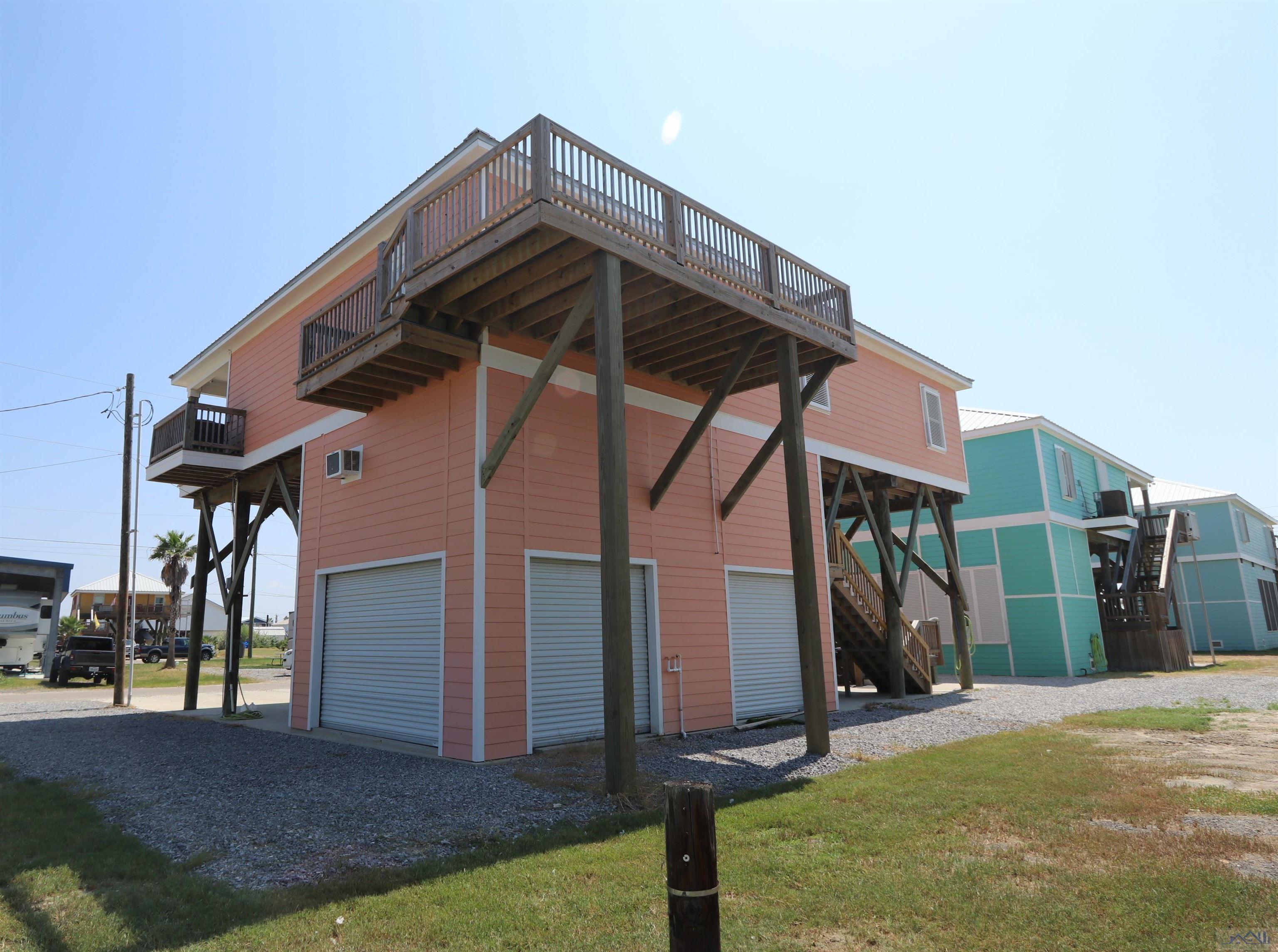 117 Boudreaux Ln, Grand Isle, LA, 70358