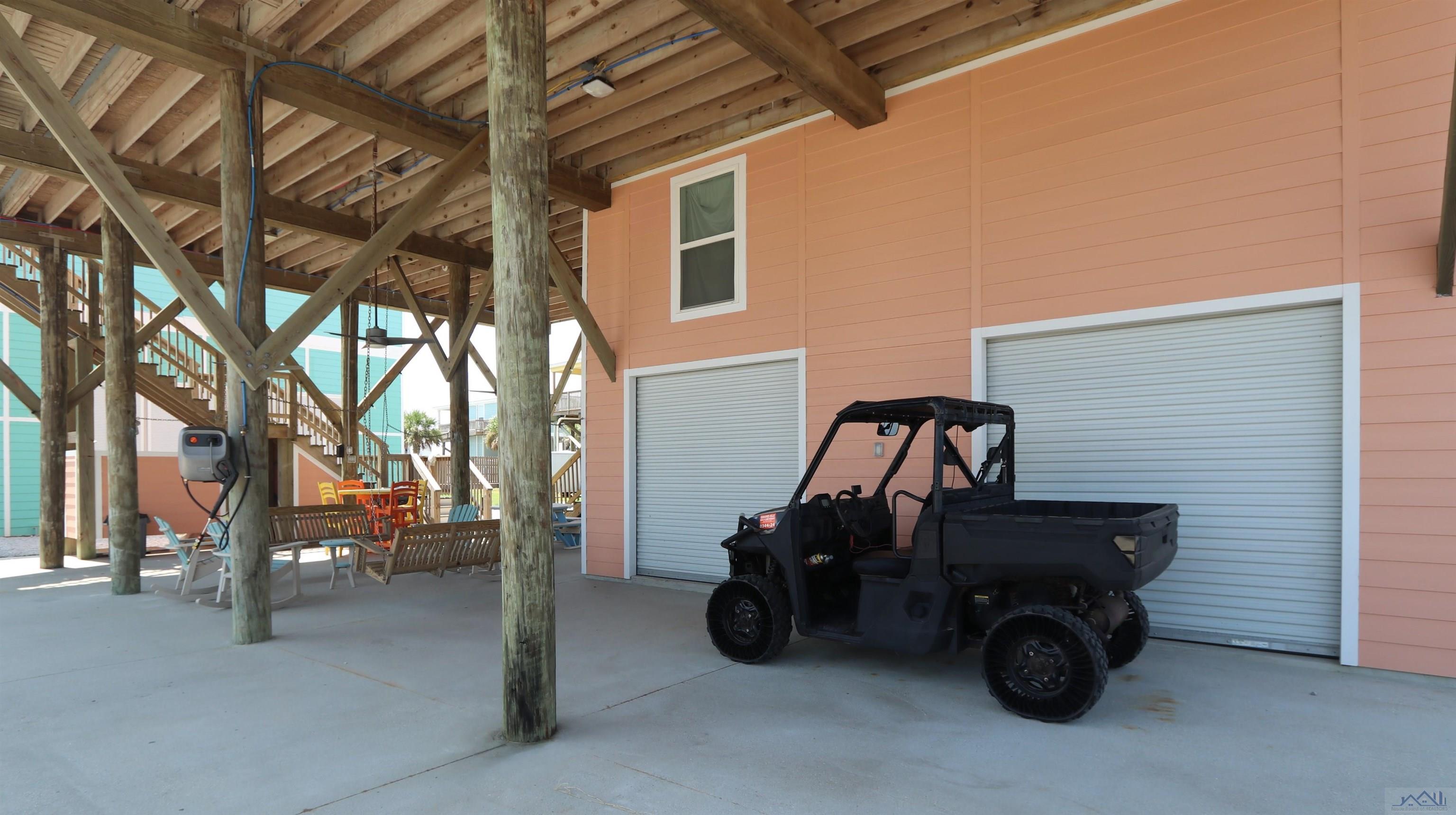 117 Boudreaux Ln, Grand Isle, LA, 70358