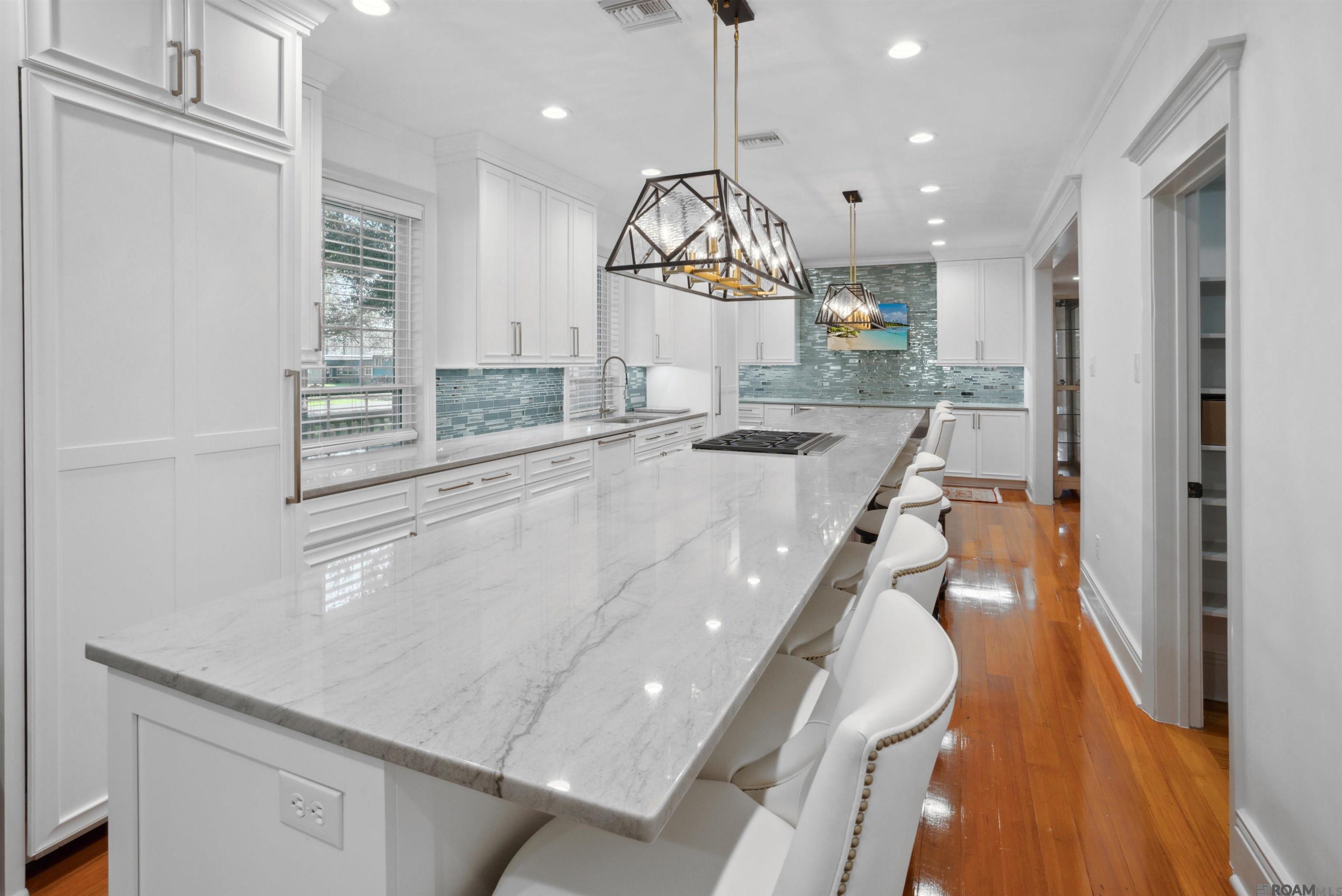 216 Ridgewood Blvd., Golden Meadow, LA, 70357