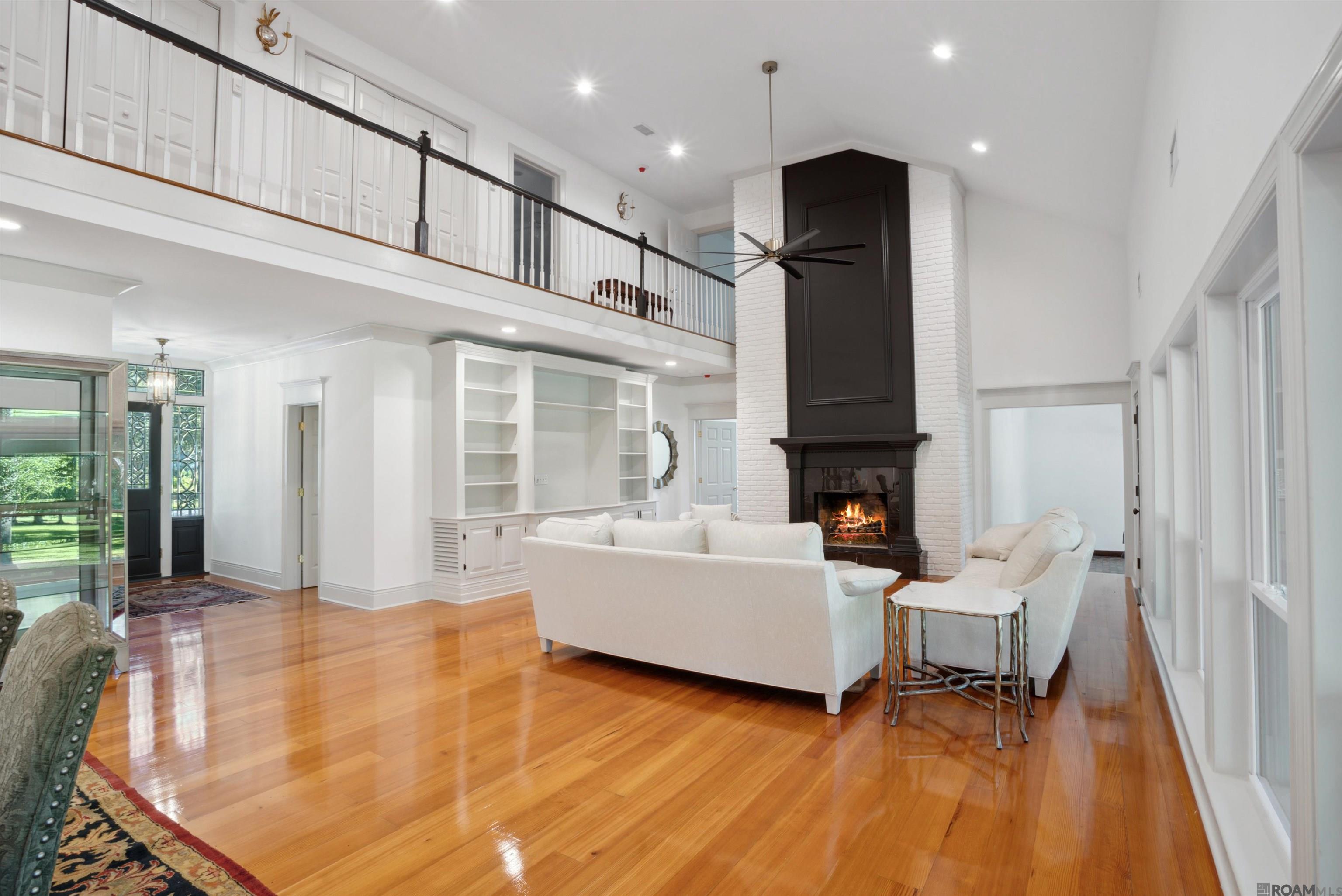 216 Ridgewood Blvd., Golden Meadow, LA, 70357