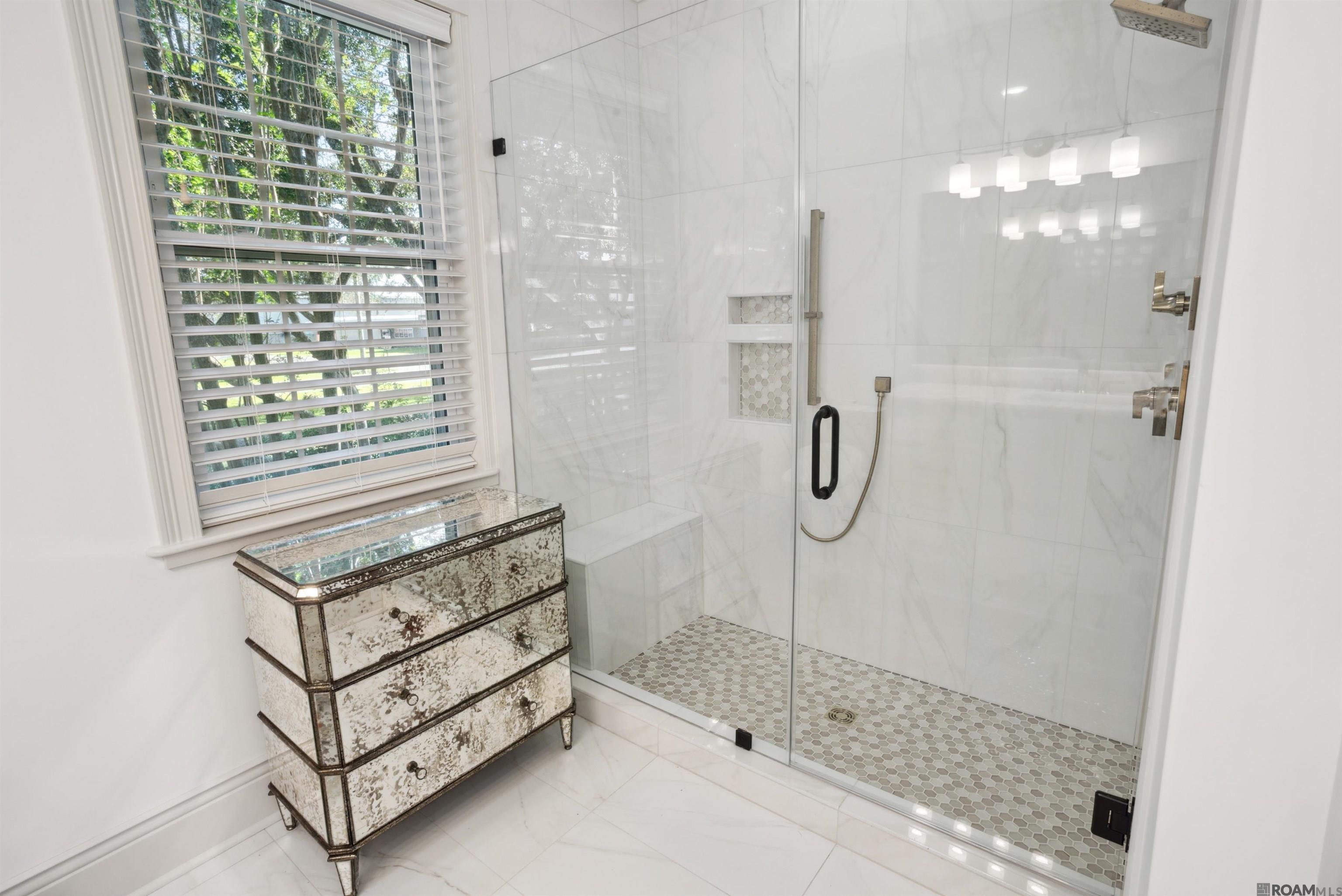 216 Ridgewood Blvd., Golden Meadow, LA, 70357