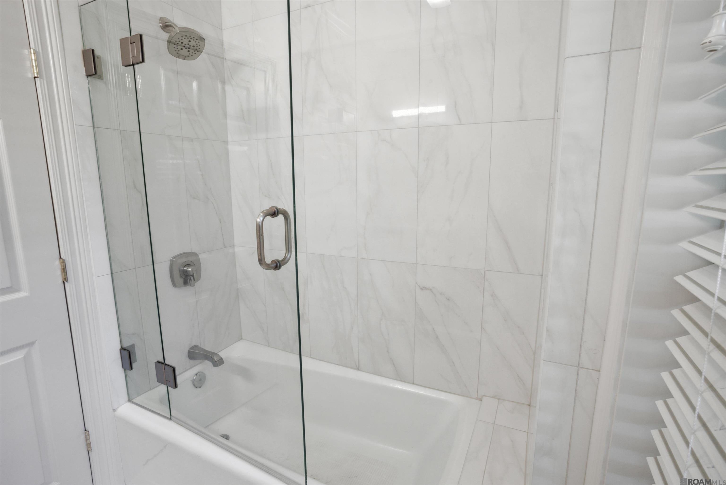 216 Ridgewood Blvd., Golden Meadow, LA, 70357