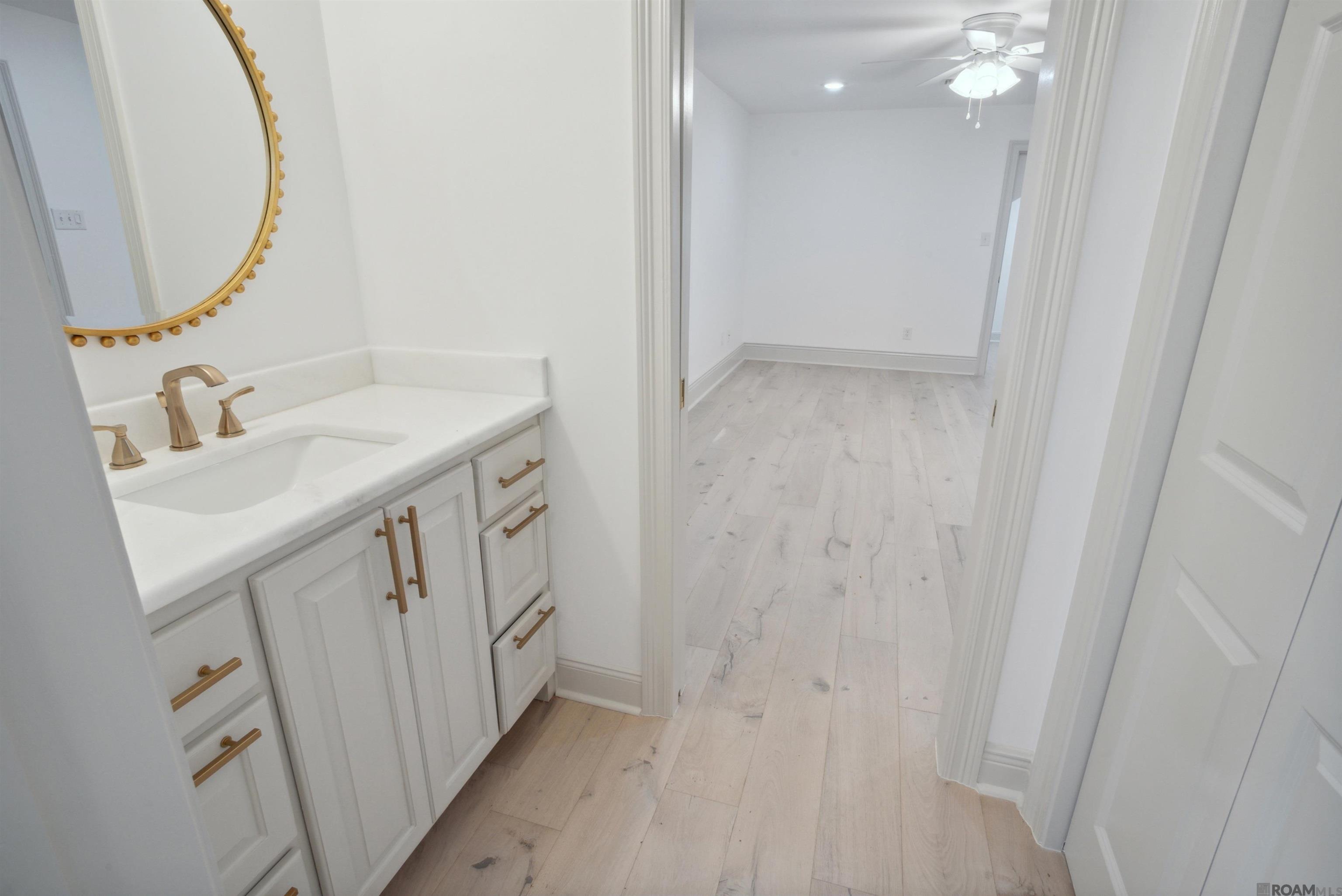 216 Ridgewood Blvd., Golden Meadow, LA, 70357