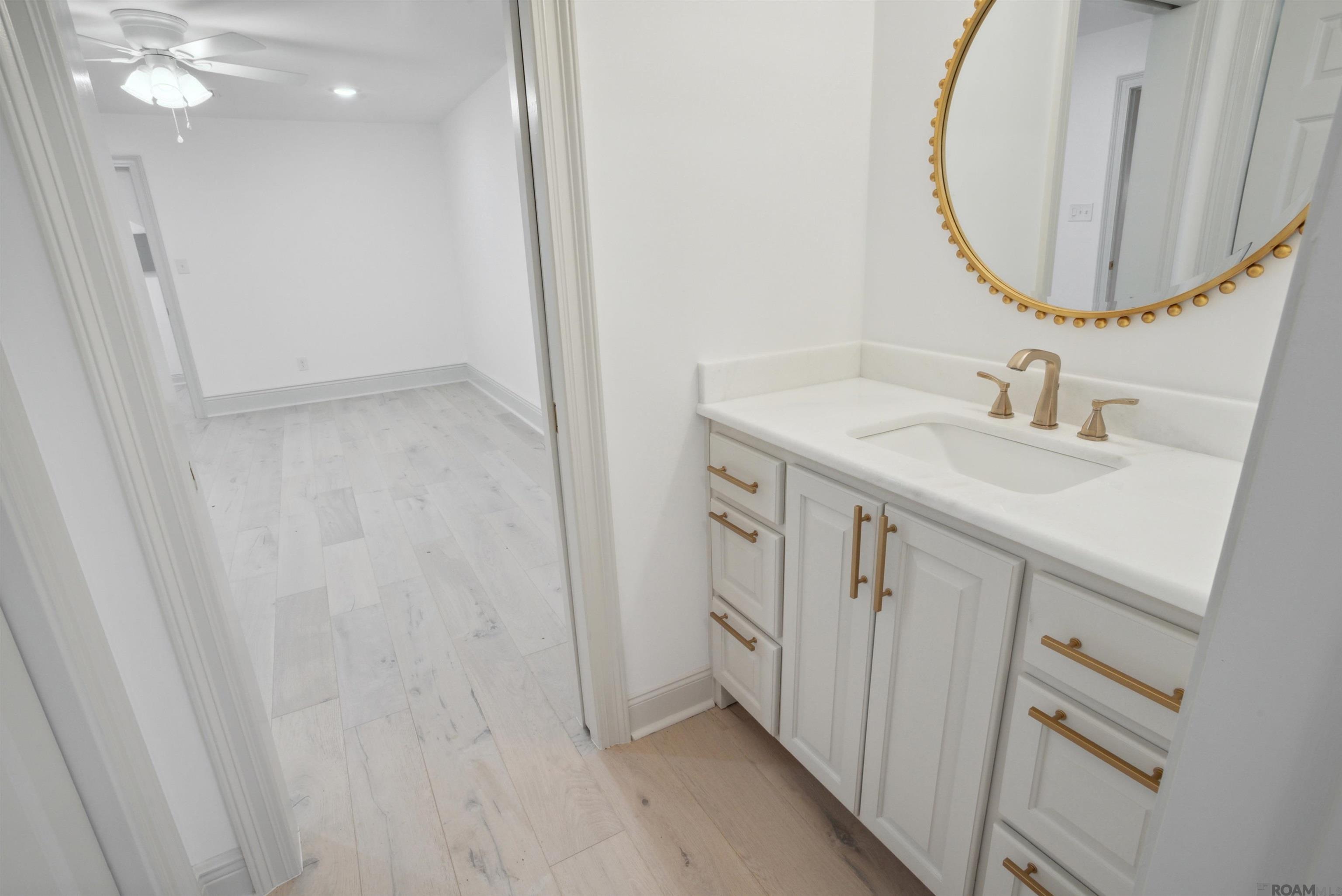 216 Ridgewood Blvd., Golden Meadow, LA, 70357