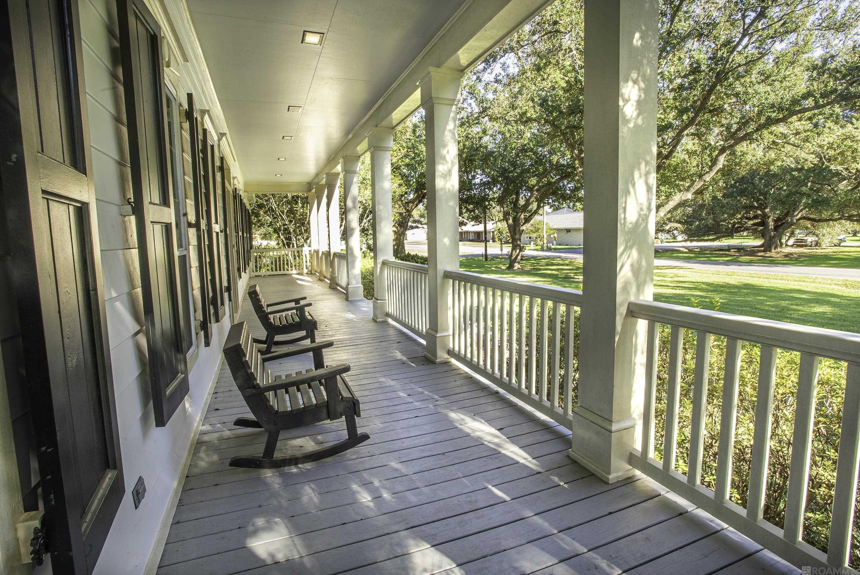 216 Ridgewood Blvd., Golden Meadow, LA, 70357