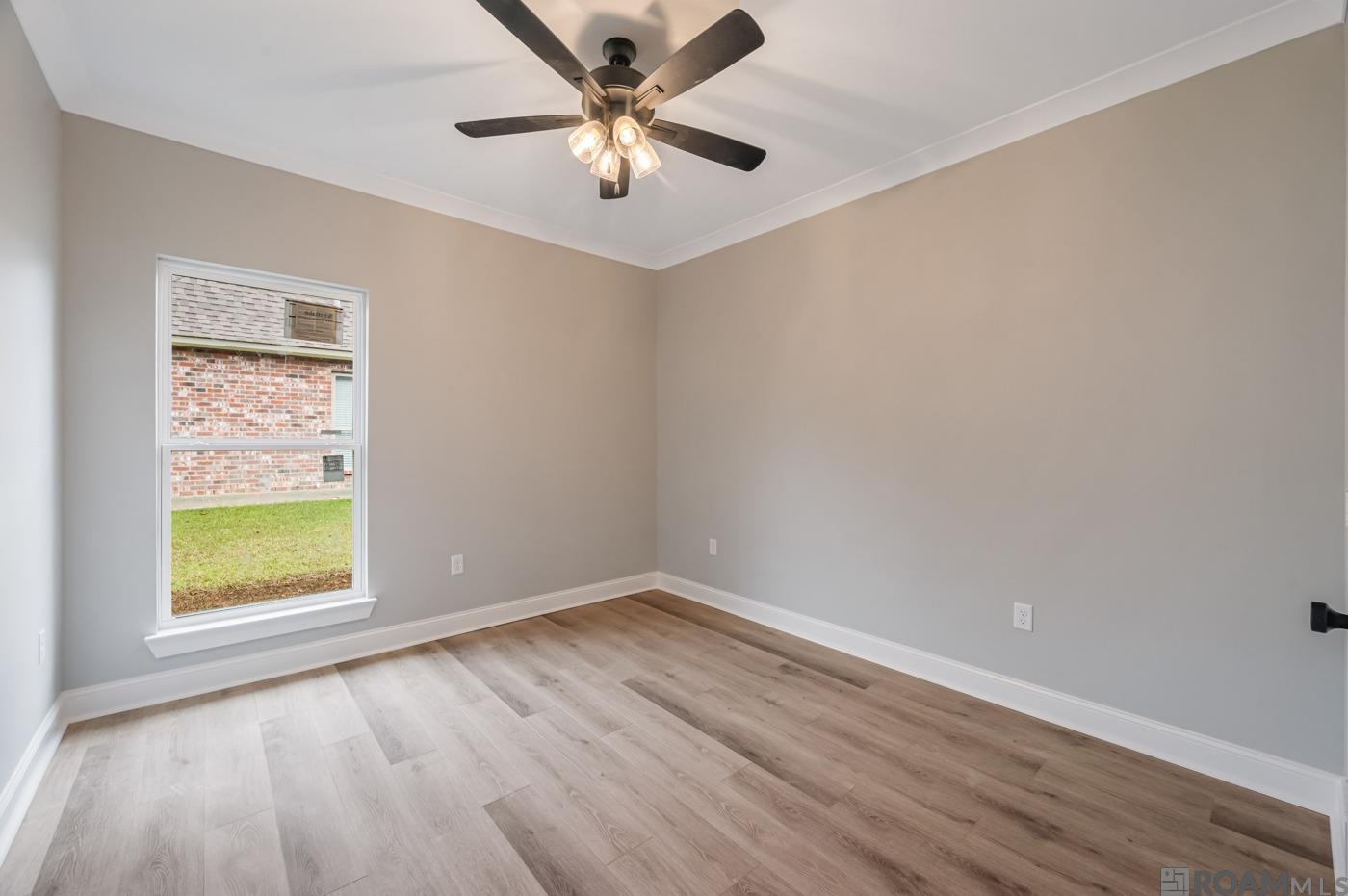 1728 N Linen Rd, Gonzales, LA, 70737