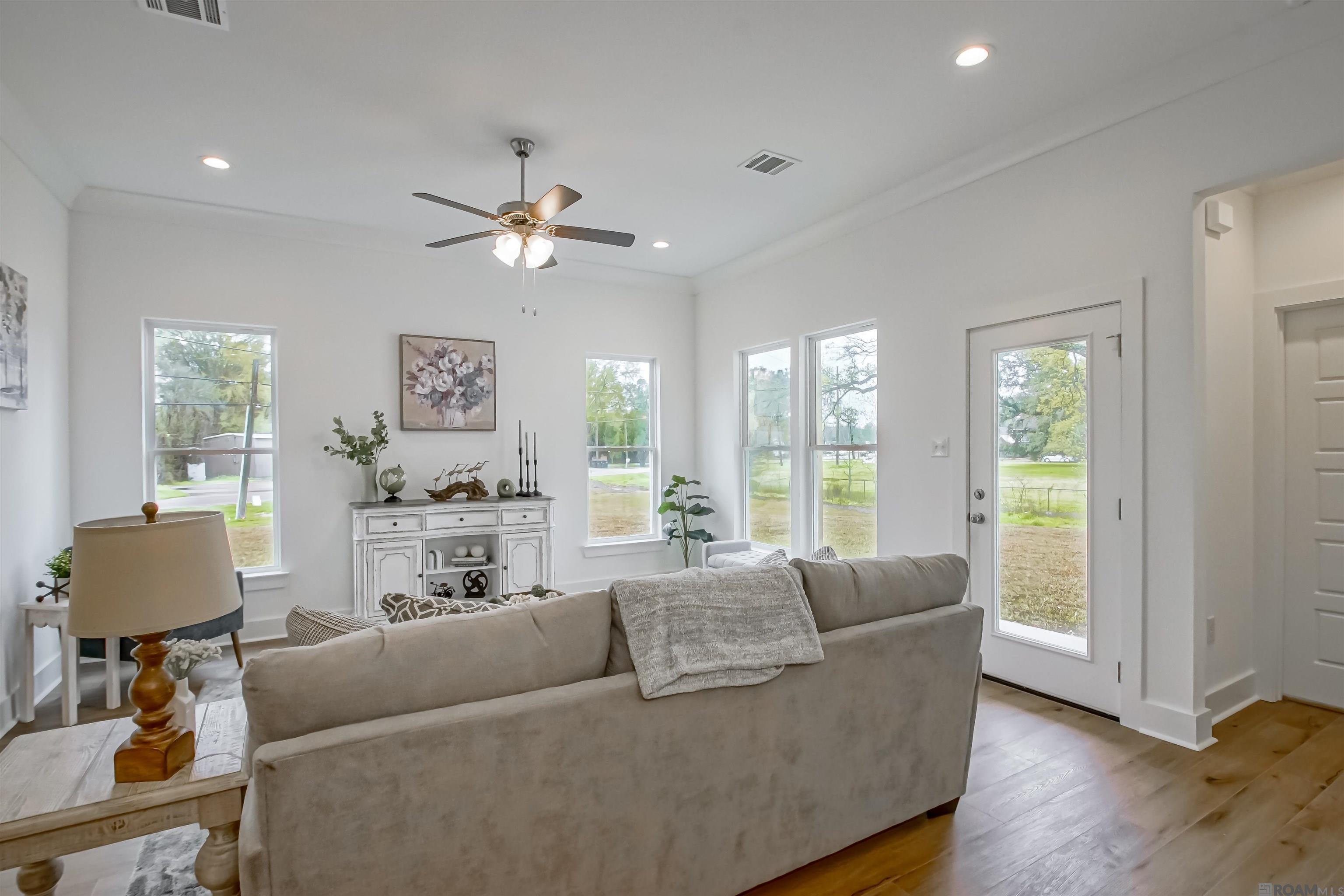 654 Turnstone Ave, Baton Rouge, LA, 70819