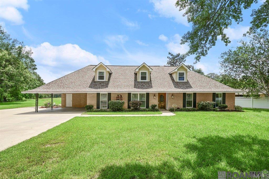 366 Shady Lake Pkwy, Baton Rouge, LA, 70810
