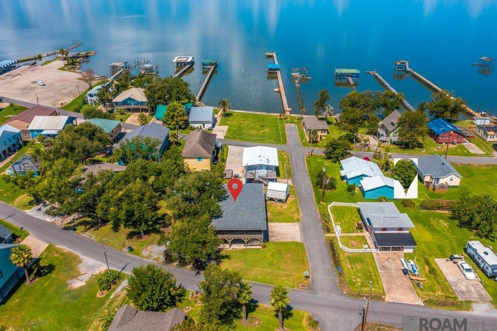 207 Hebert St, Lake Charles, LA, 70607