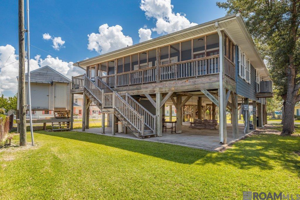 207 Hebert St, Lake Charles, LA, 70607